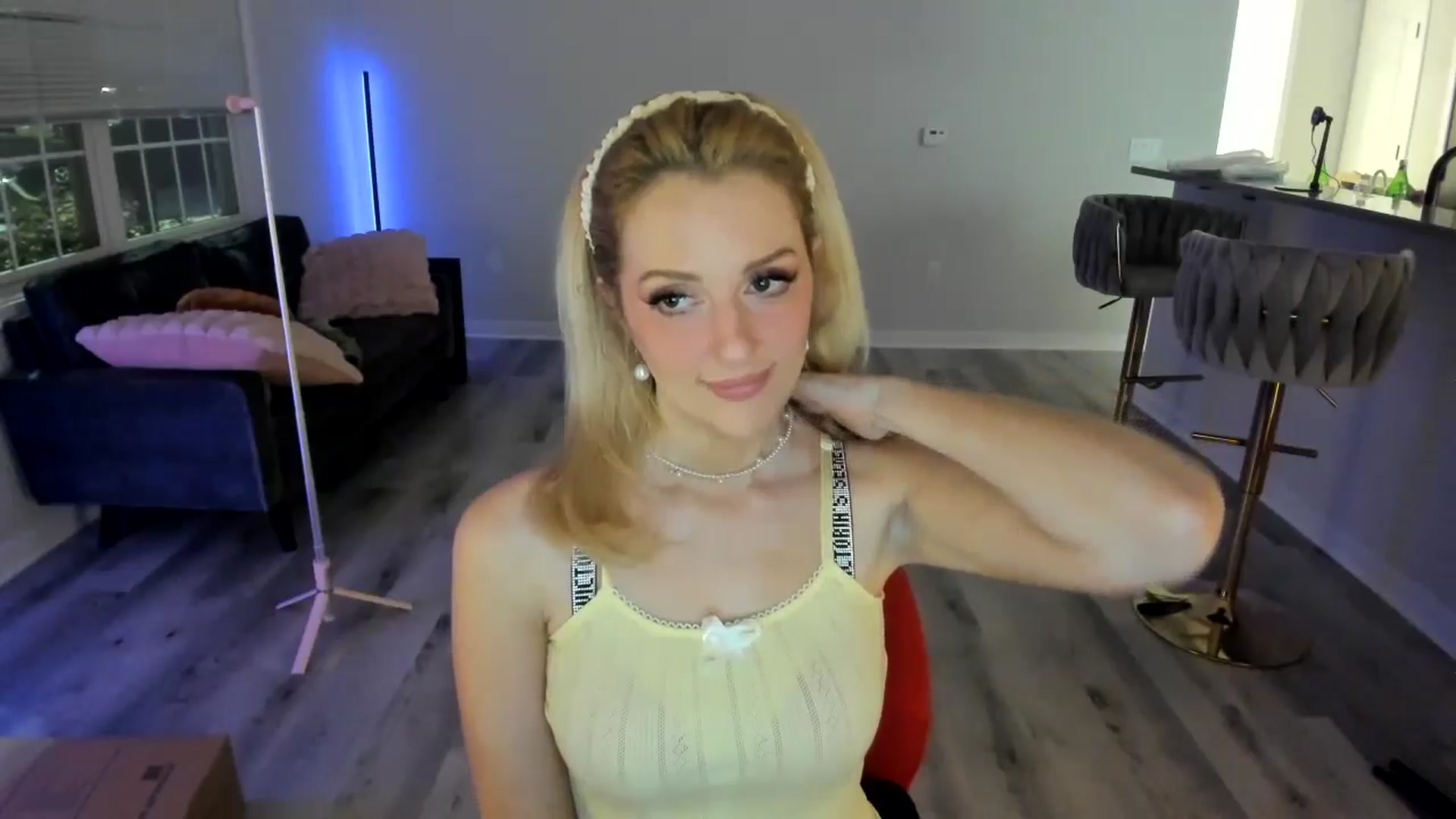 Gallery image thumbnail from Locktober's myfreecams stream on, 10/24/2024, 04:22 image 14 of 20