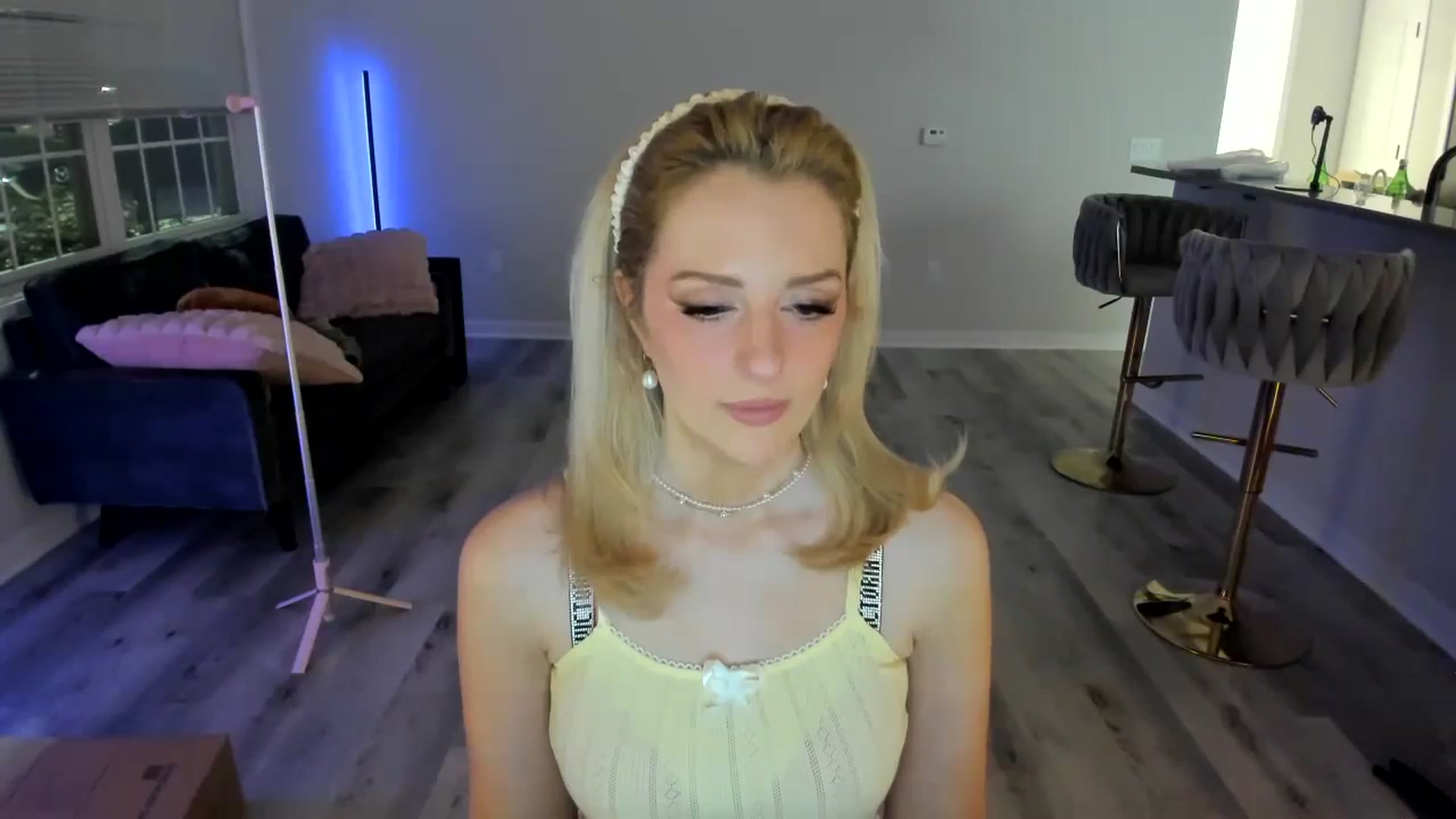 Gallery image thumbnail from Locktober's myfreecams stream on, 10/24/2024, 04:22 image 8 of 20