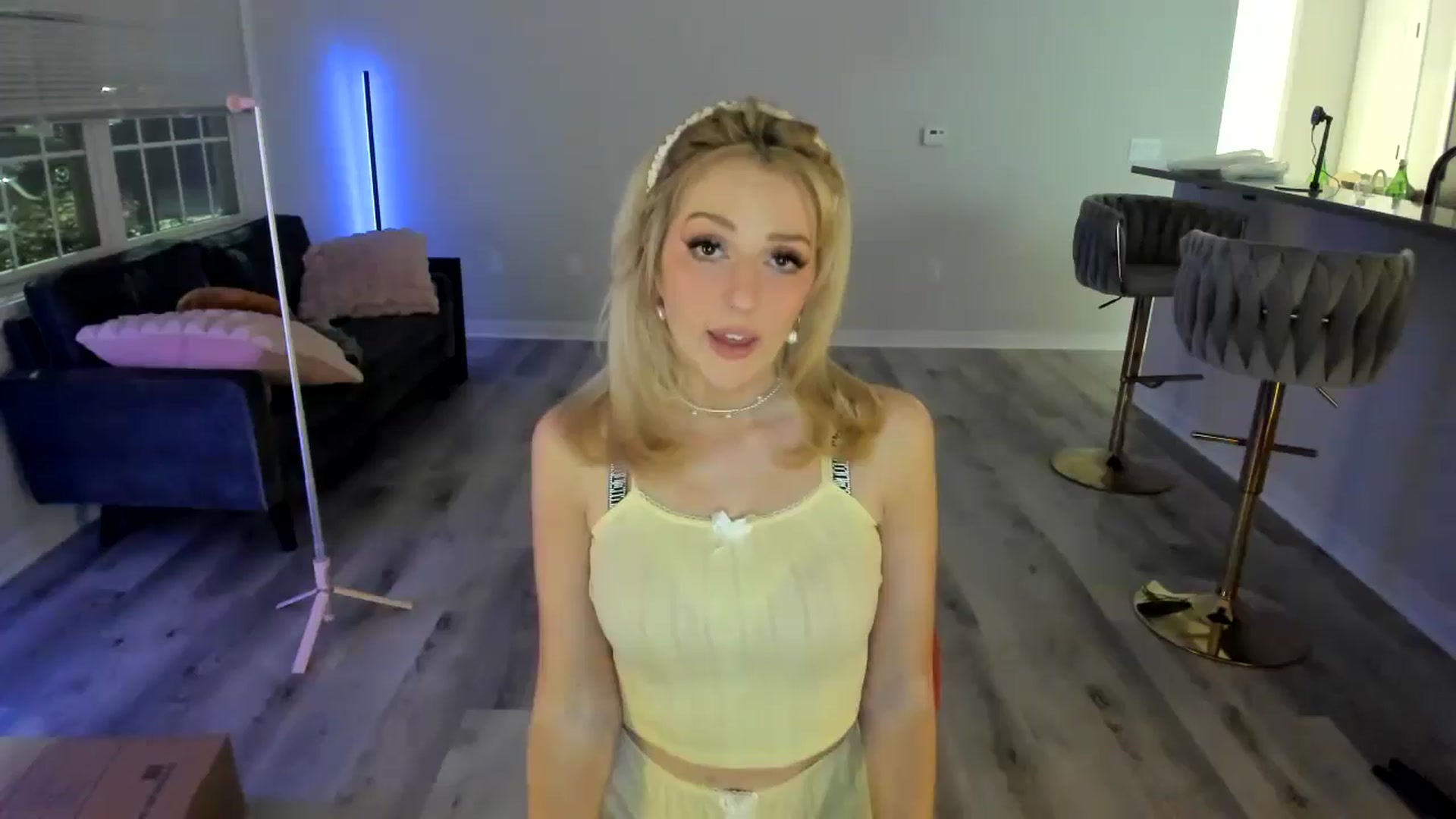 Gallery image thumbnail from Locktober's myfreecams stream on, 10/24/2024, 04:59 image 7 of 20
