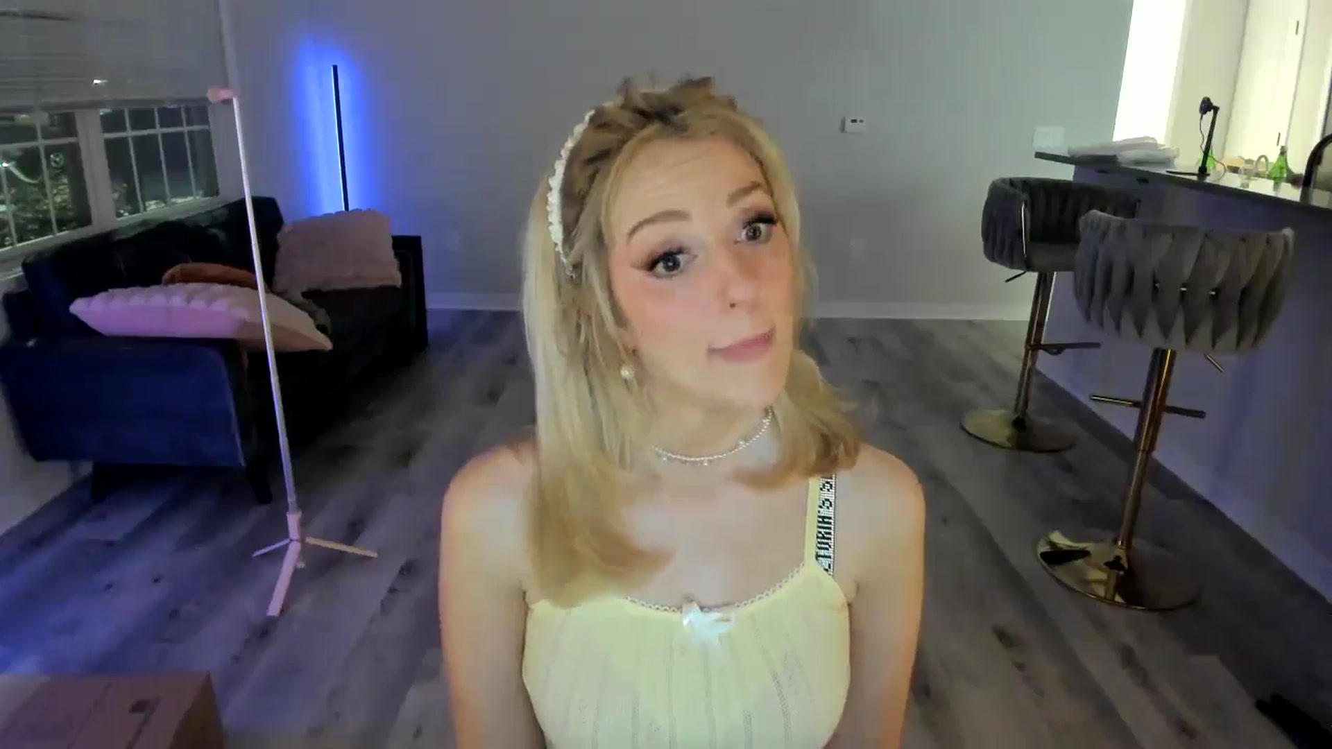 Gallery image thumbnail from Locktober's myfreecams stream on, 10/24/2024, 04:59 image 14 of 20