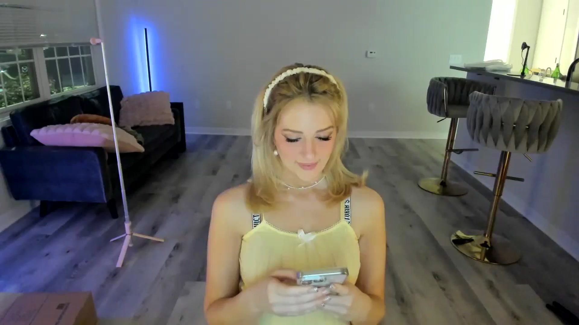Gallery image thumbnail from Locktober's myfreecams stream on, 10/24/2024, 04:59 image 15 of 20