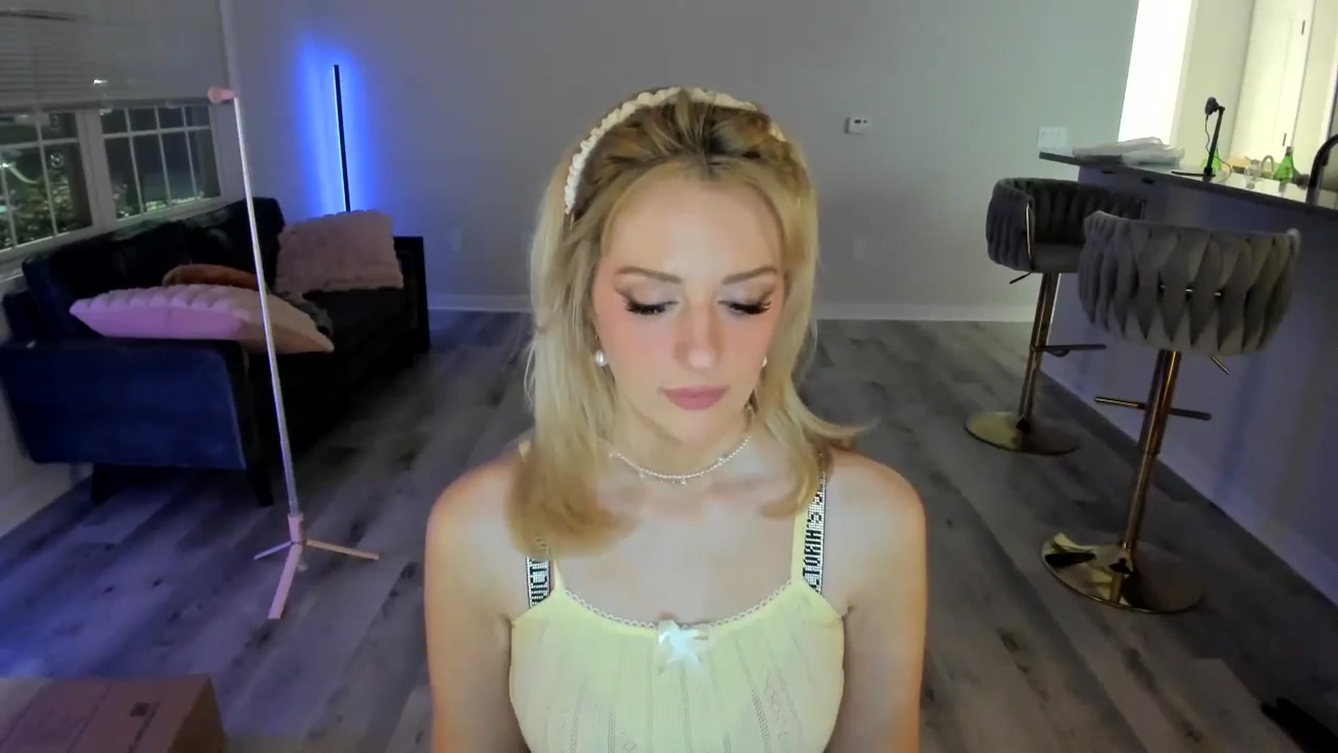 Gallery image thumbnail from Locktober's myfreecams stream on, 10/24/2024, 04:59 image 19 of 20