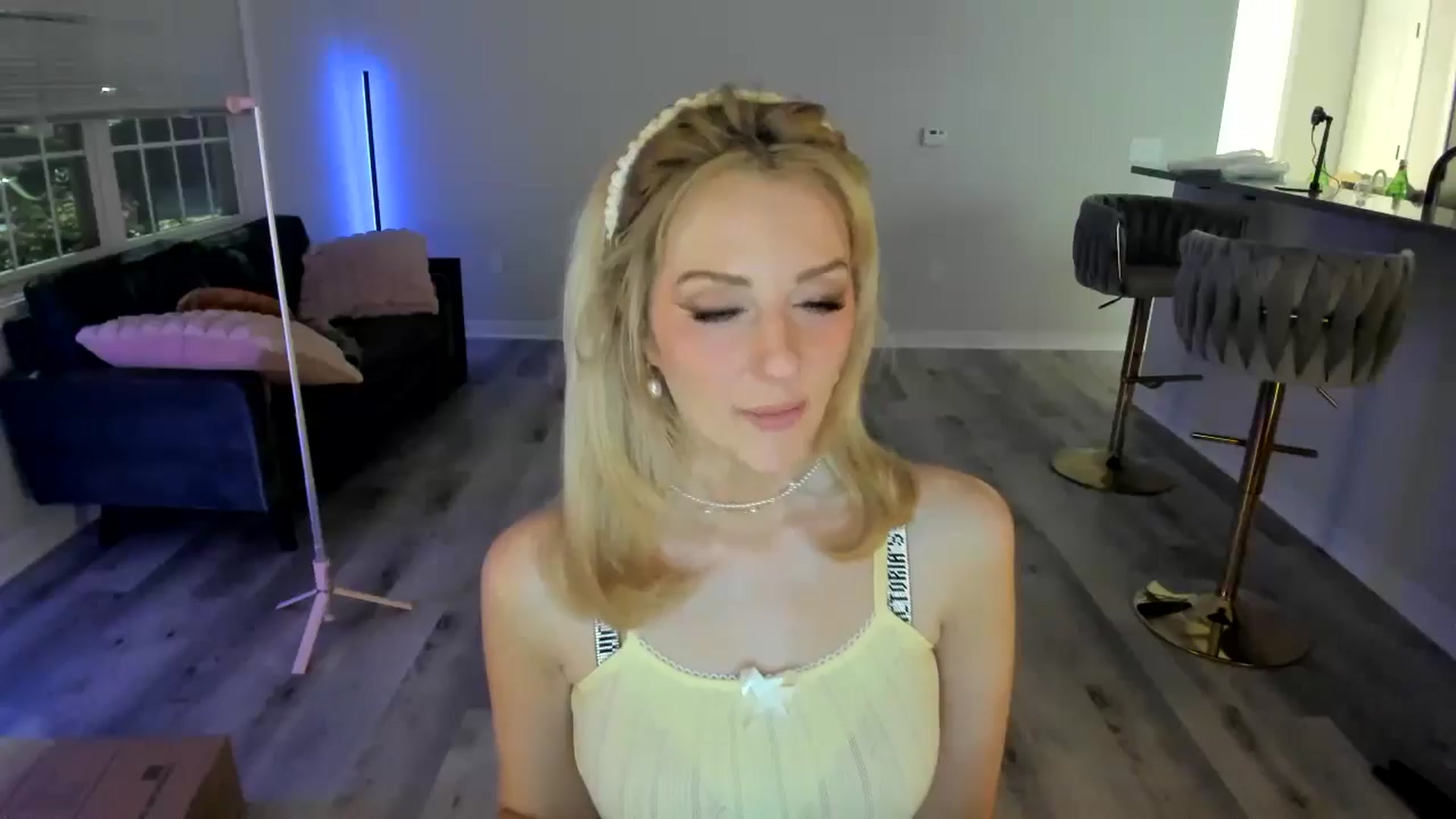 Gallery image thumbnail from Locktober's myfreecams stream on, 10/24/2024, 04:59 image 1 of 20