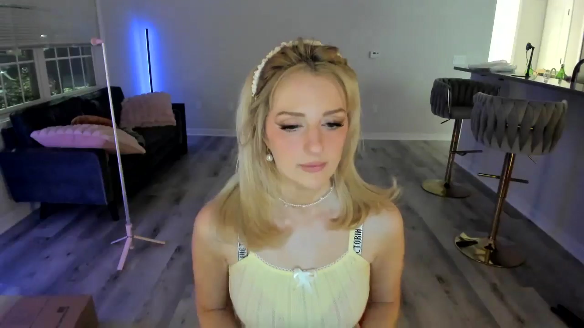 Gallery image thumbnail from Locktober's myfreecams stream on, 10/24/2024, 04:59 image 11 of 20