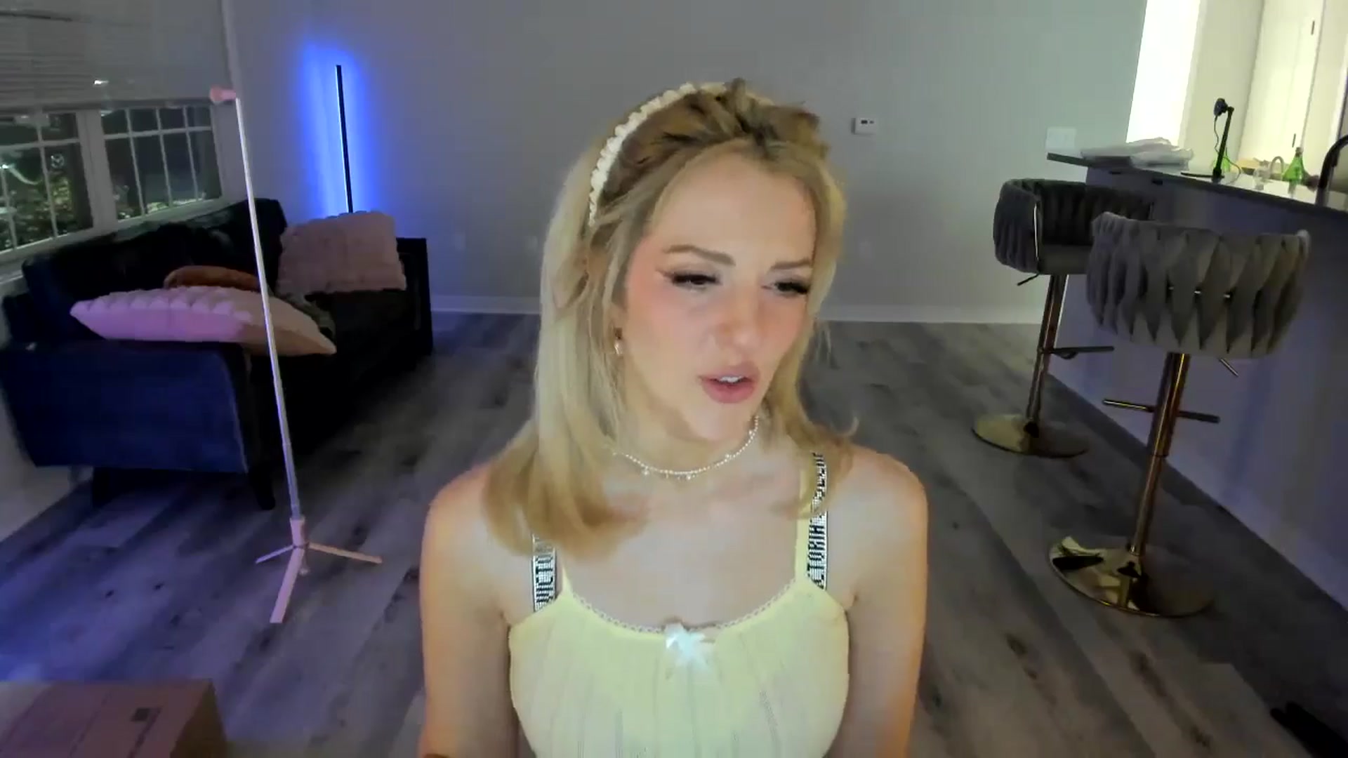 Gallery image thumbnail from Locktober's myfreecams stream on, 10/24/2024, 04:59 image 6 of 20