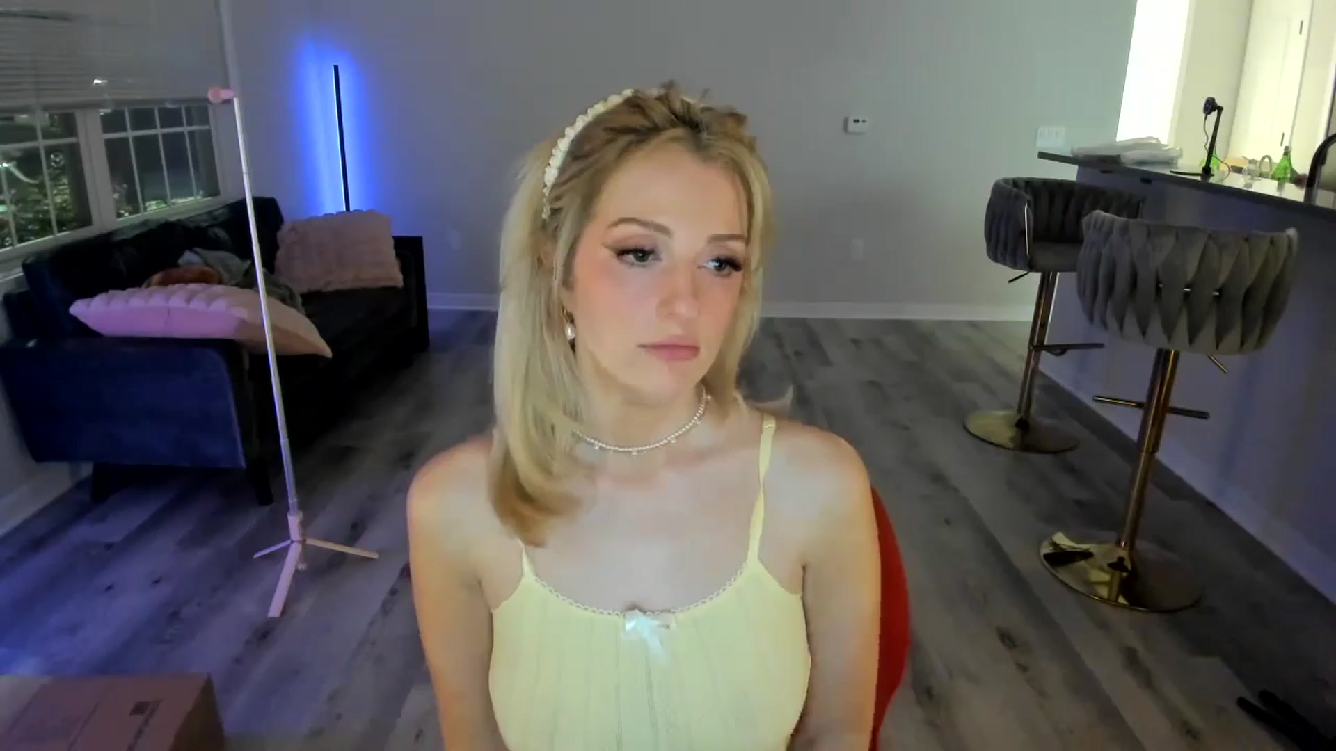 Gallery image thumbnail from Locktober's myfreecams stream on, 10/24/2024, 07:39 image 3 of 20