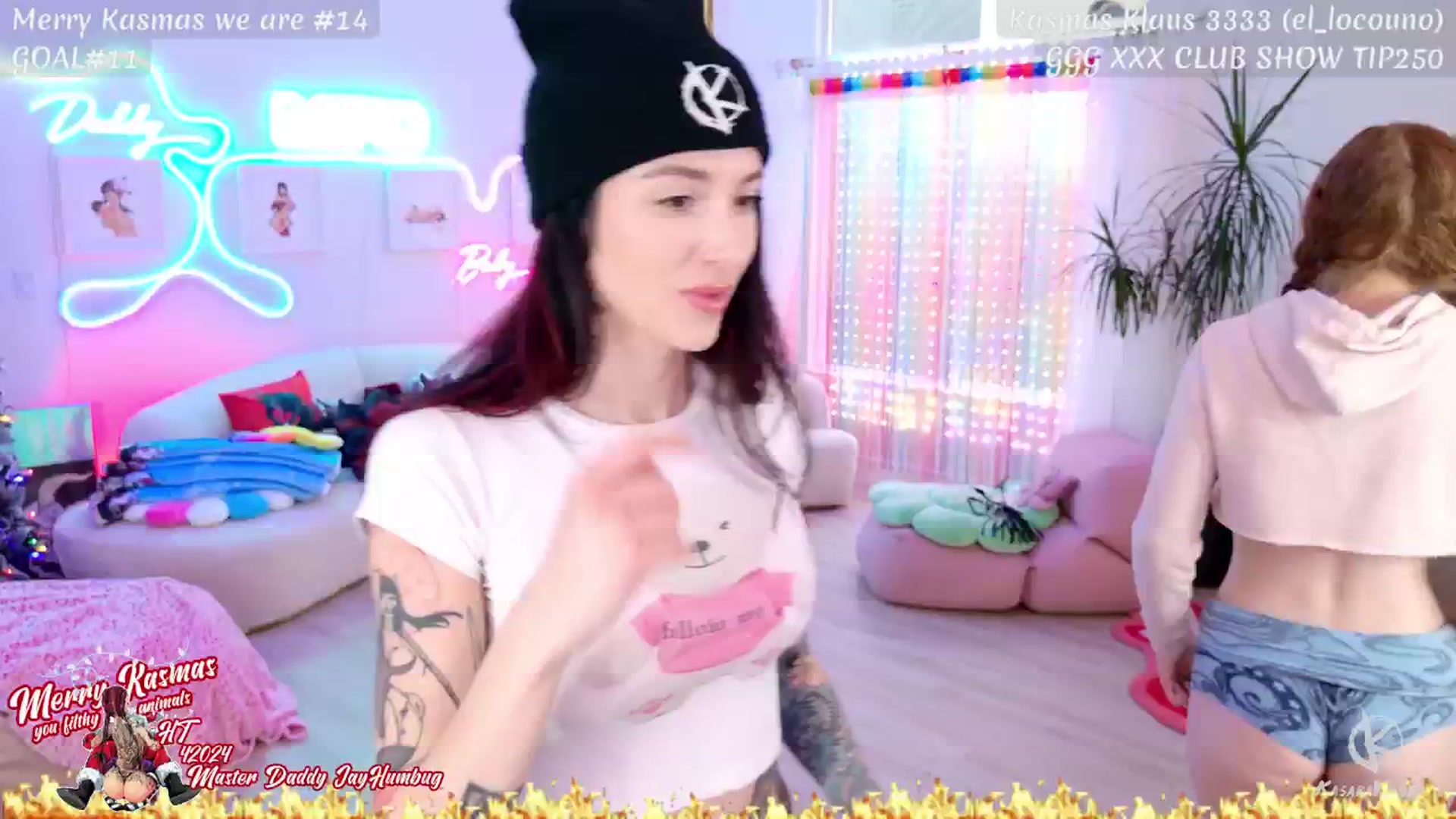 Gallery image thumbnail from LocosFuckDoll's myfreecams stream on, 12/25/2025, 24:02 image 4 of 20