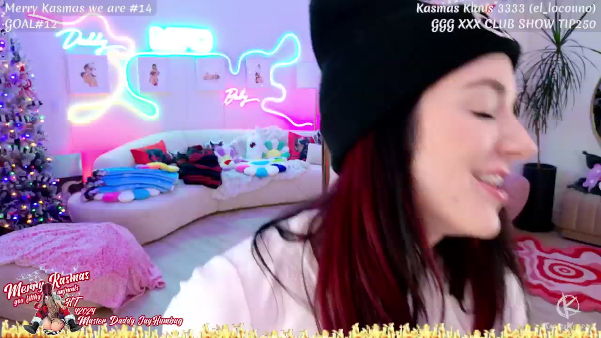 Gallery image thumbnail from LocosFuckDoll's myfreecams stream on, 12/25/2025, 24:02 image 15 of 20