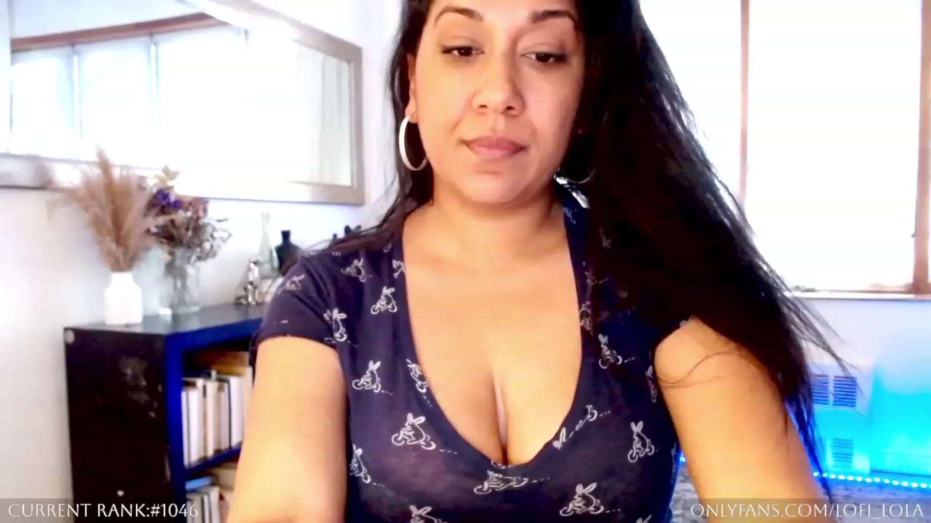 Gallery image thumbnail from LofiLola's myfreecams stream on, 11/17/2022, 19:10 image 14 of 20