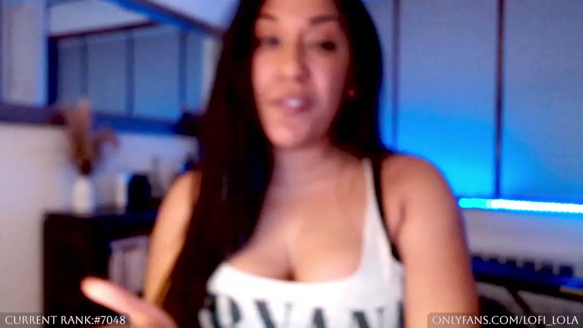 Gallery image thumbnail from LofiLola's myfreecams stream on, 01/17/2023, 24:29 image 13 of 20