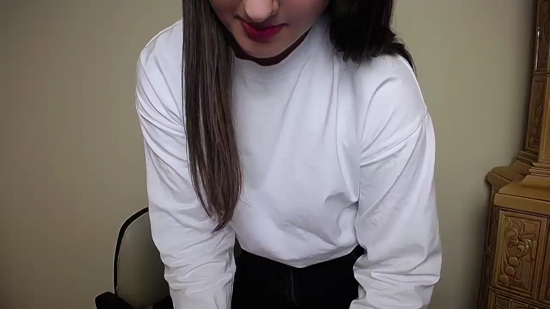 Gallery image thumbnail from LolaAlians_'s myfreecams stream on, 05/28/2025, 13:02 image 17 of 20