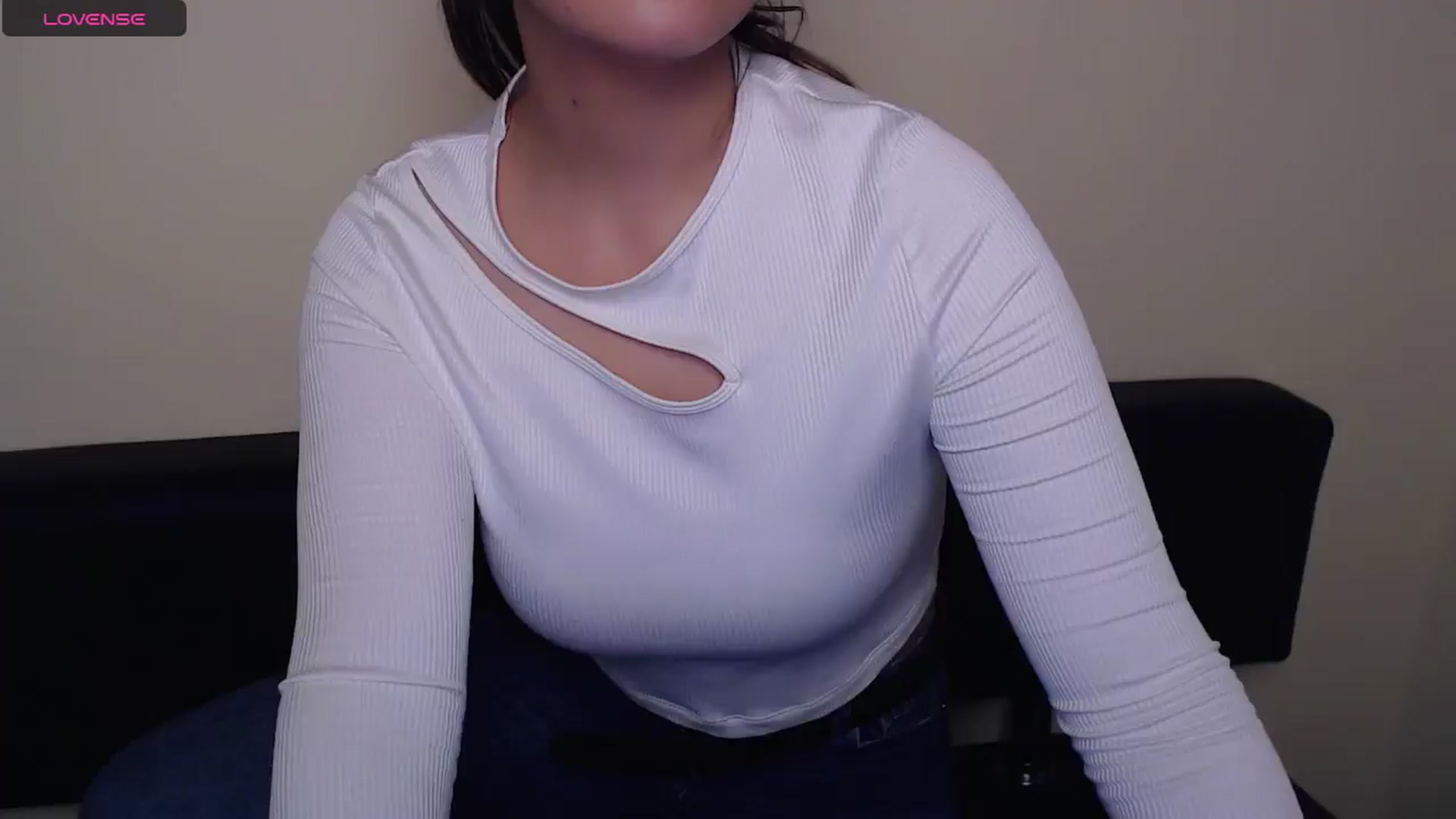 Gallery image thumbnail from LolaAlians_'s myfreecams stream on, 05/29/2025, 09:00 image 1 of 20