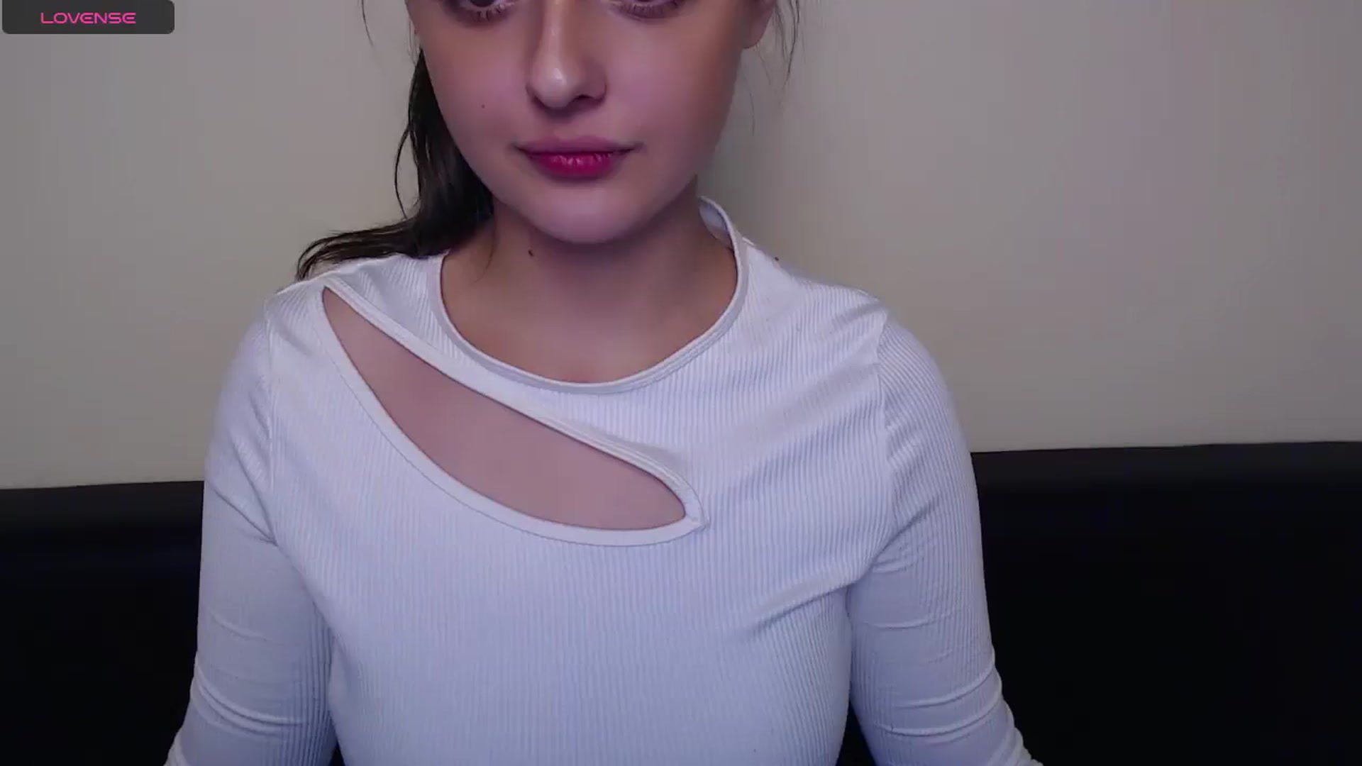 Gallery image thumbnail from LolaAlians_'s myfreecams stream on, 05/29/2025, 11:59 image 18 of 20