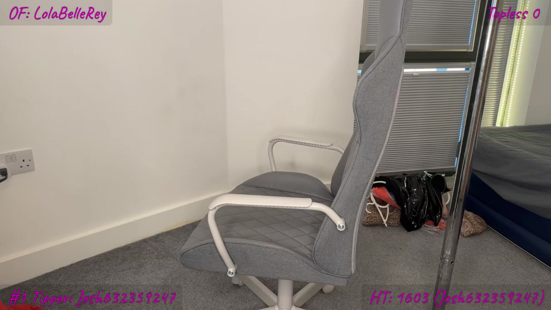 Gallery image thumbnail from LolaBelleRey's myfreecams stream on, 06/16/2024, 10:11 image 13 of 20