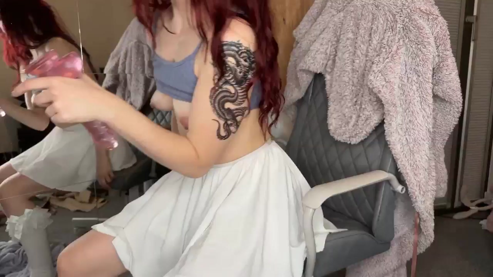 Gallery image thumbnail from LolaBelleRey's myfreecams stream on, 03/23/2025, 14:58 image 18 of 20