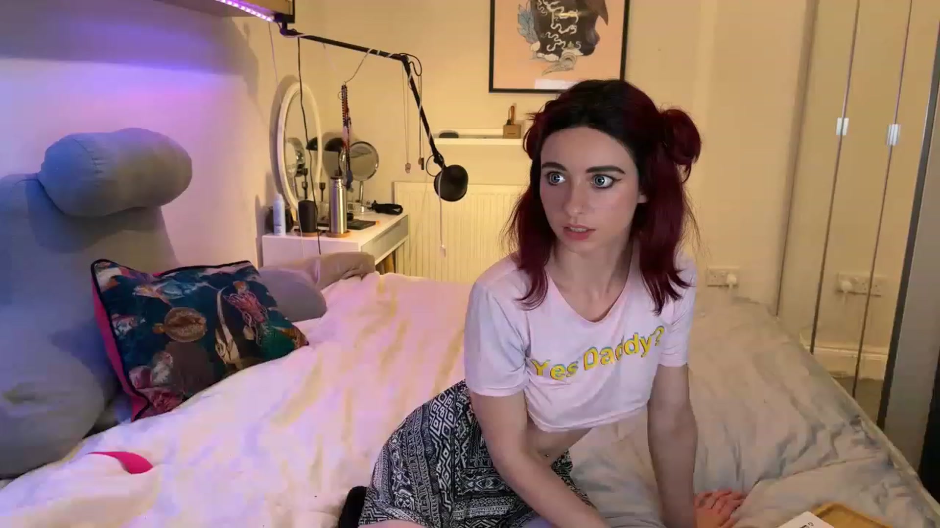Gallery image thumbnail from LolaBunnybun's myfreecams stream on, 12/09/2022, 23:53 image 18 of 20