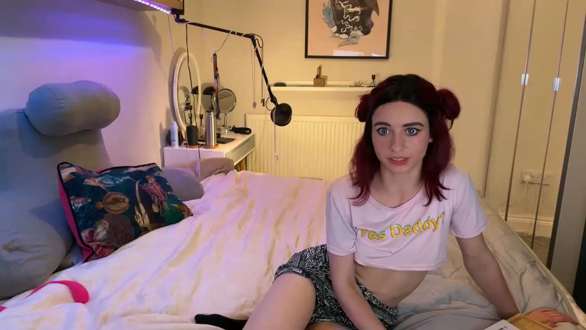 Gallery image thumbnail from LolaBunnybun's myfreecams stream on, 12/09/2022, 23:53 image 9 of 20