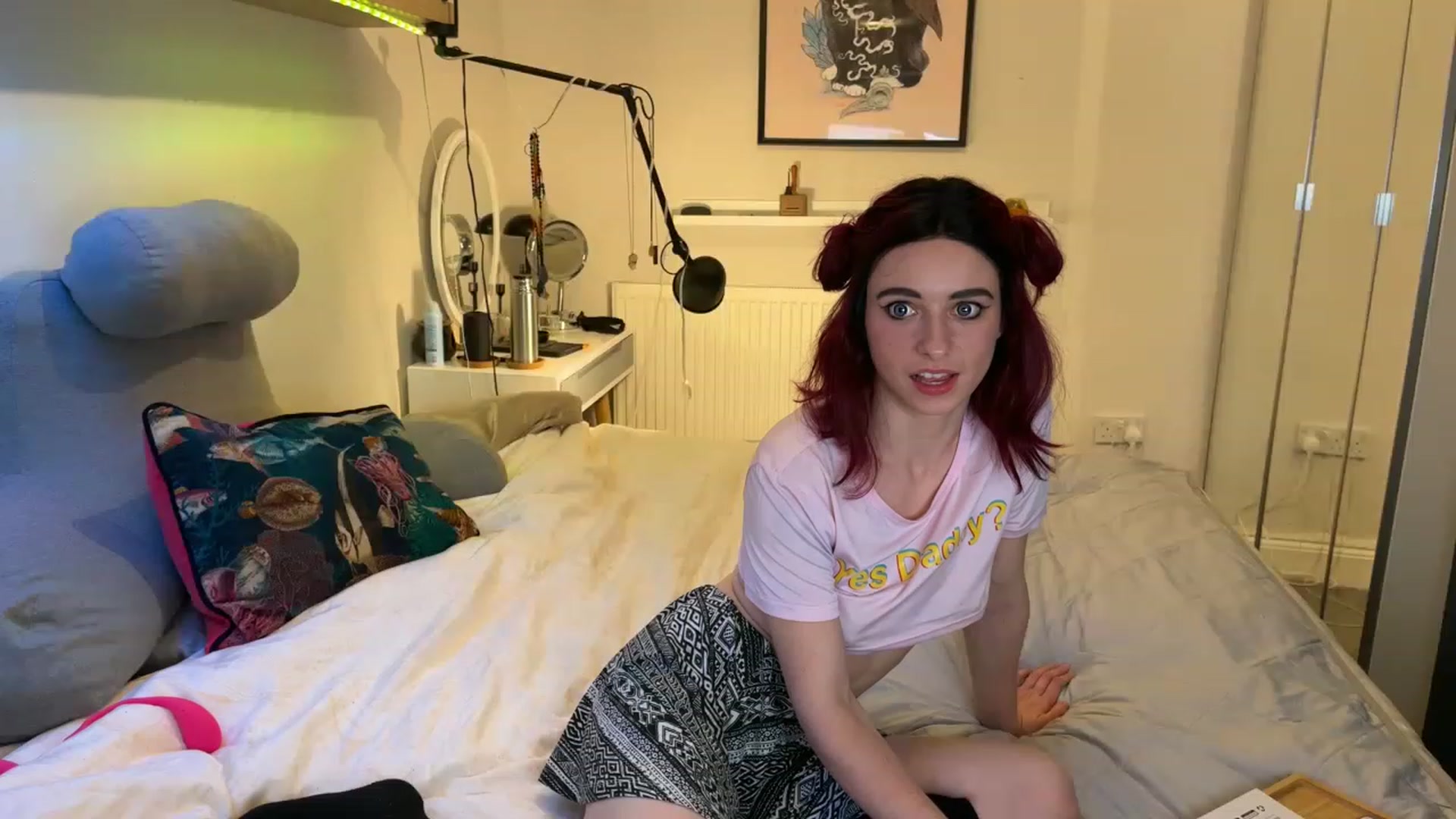 Gallery image thumbnail from LolaBunnybun's myfreecams stream on, 12/09/2022, 23:53 image 4 of 20