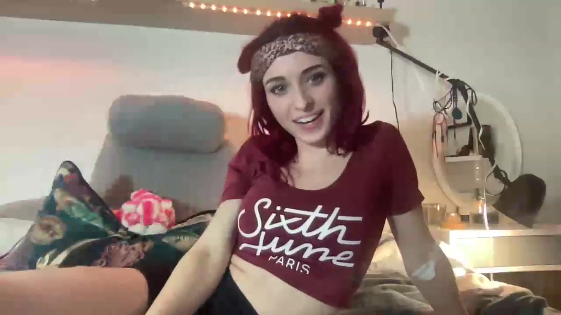 Gallery image thumbnail from LolaBunnybun's myfreecams stream on, 03/18/2023, 23:58 image 11 of 20