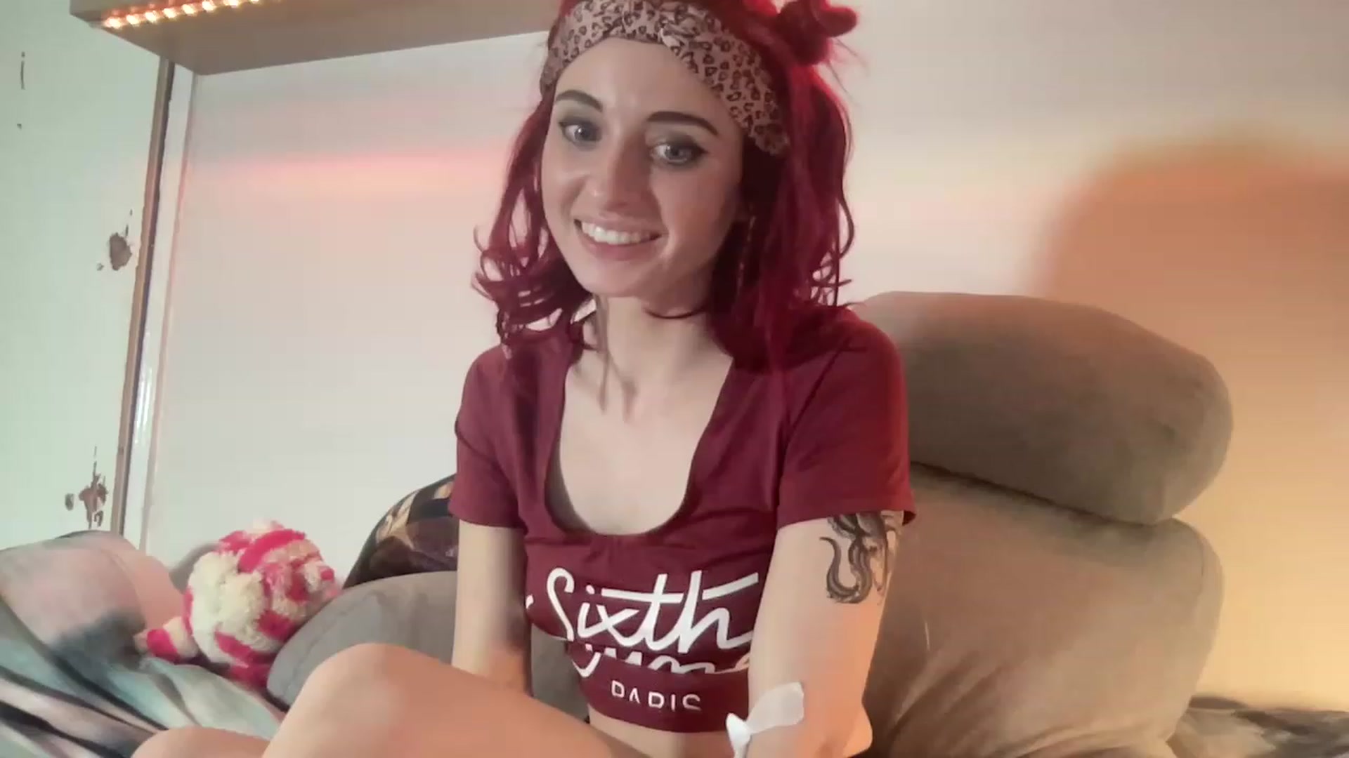 Gallery image thumbnail from LolaBunnybun's myfreecams stream on, 03/19/2023, 03:47 image 14 of 20