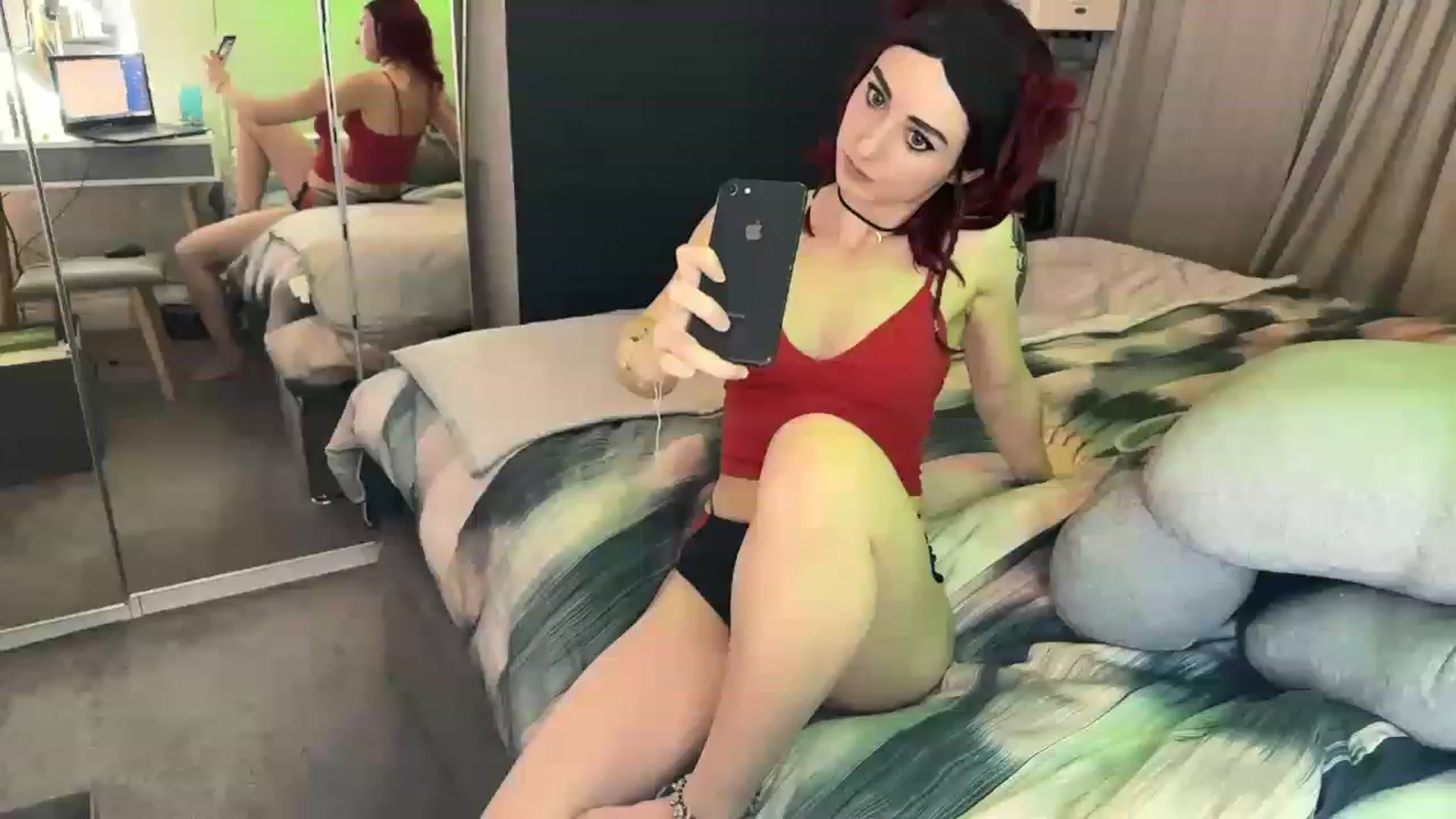 Gallery image thumbnail from LolaBunnybun's myfreecams stream on, 04/07/2023, 22:43 image 8 of 20