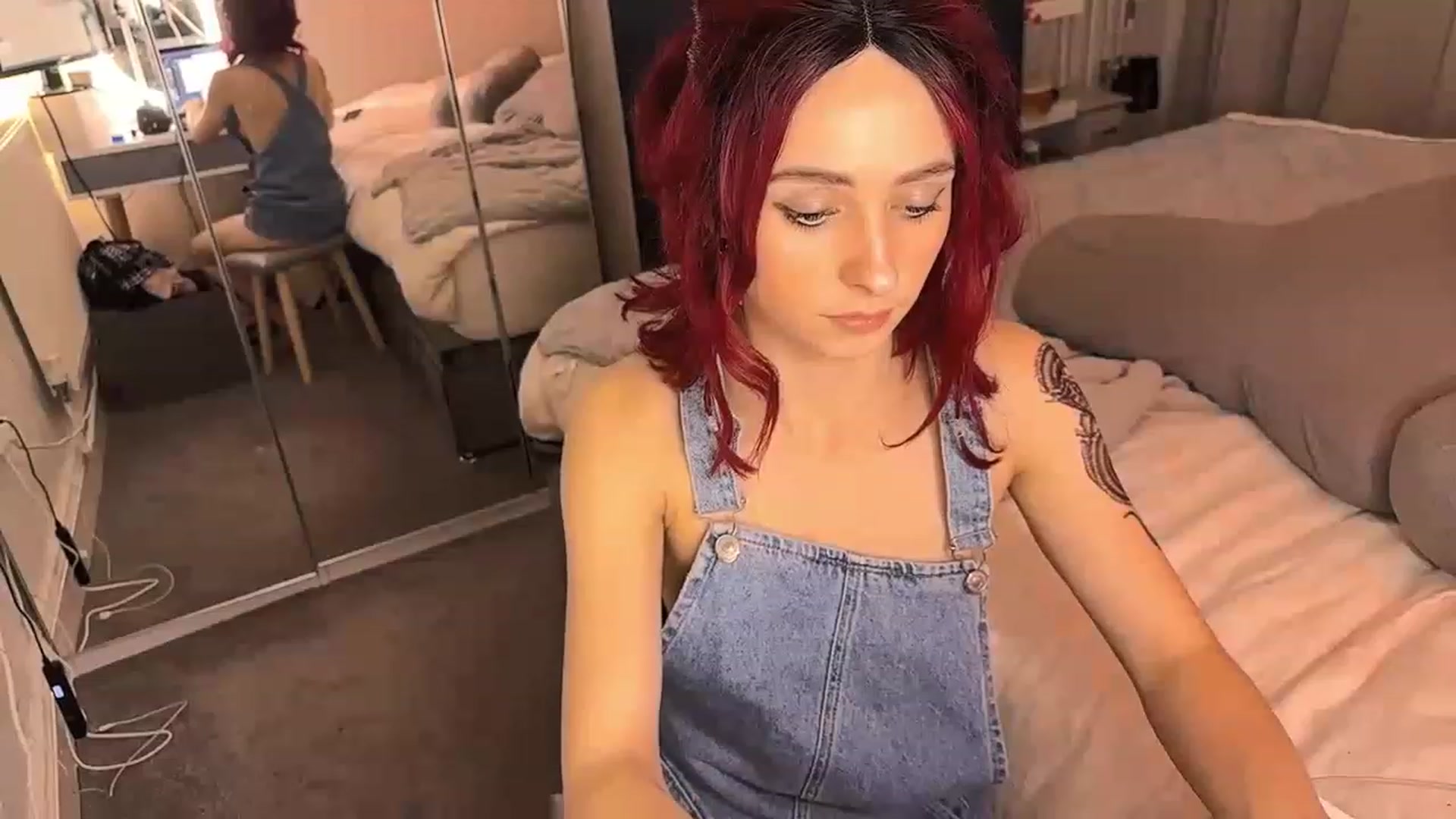 Gallery image thumbnail from LolaBunnybun's myfreecams stream on, 04/21/2023, 01:58 image 3 of 20
