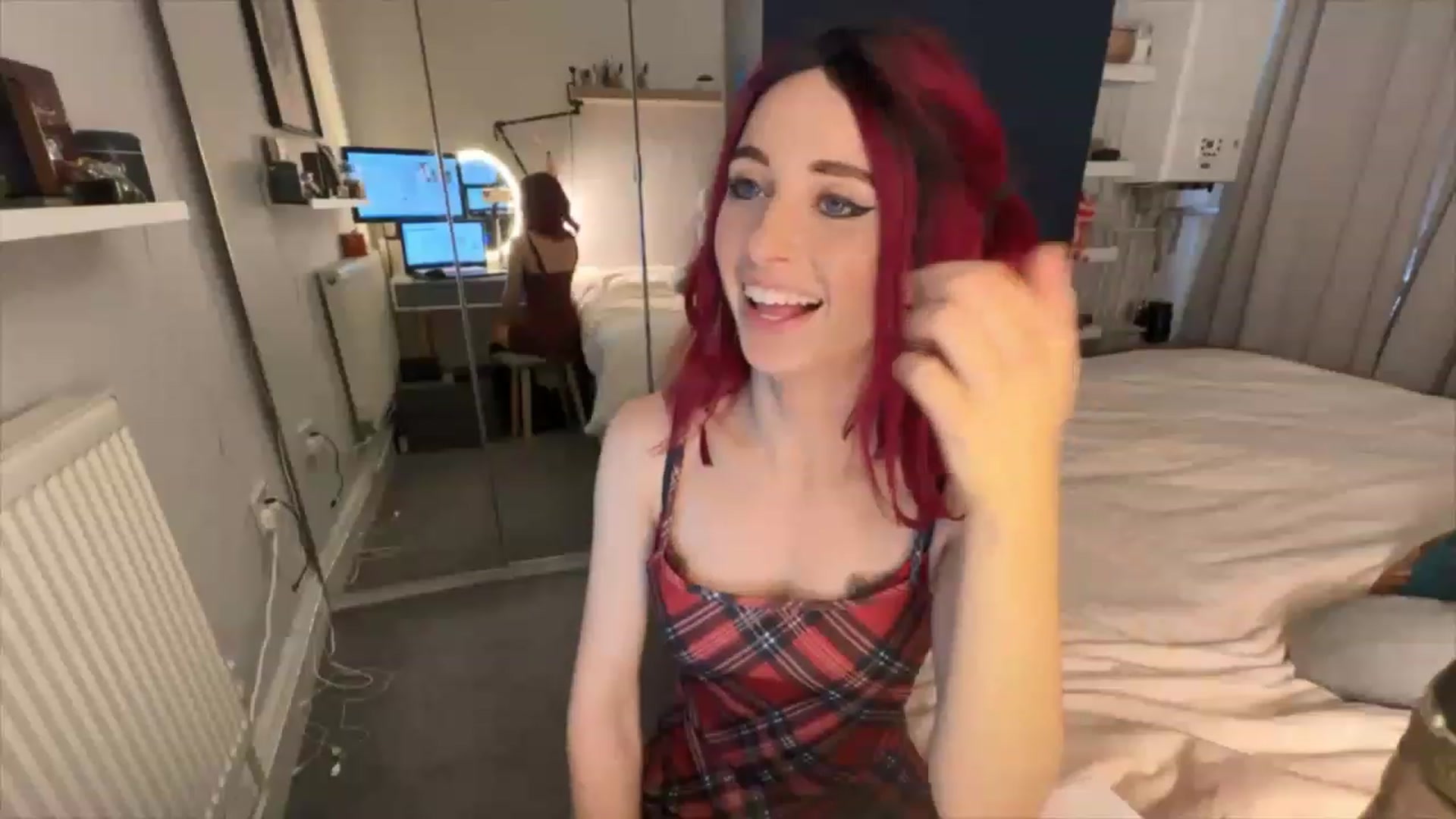 Gallery image thumbnail from LolaBunnybun's myfreecams stream on, 04/24/2023, 05:53 image 20 of 20