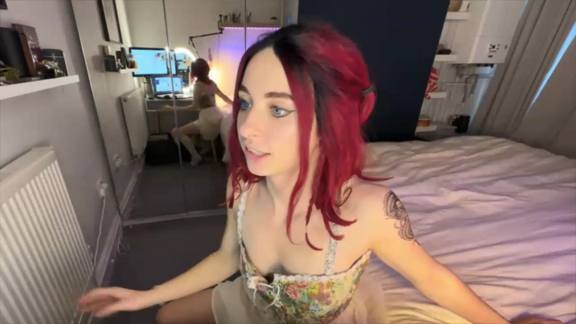 Gallery image thumbnail from LolaBunnybun's myfreecams stream on, 04/25/2023, 06:47 image 2 of 20