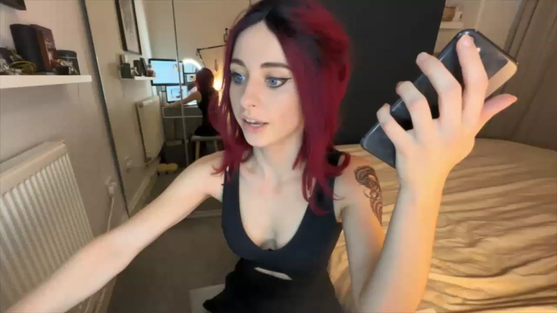 Gallery image thumbnail from LolaBunnybun's myfreecams stream on, 04/26/2023, 06:37 image 5 of 20