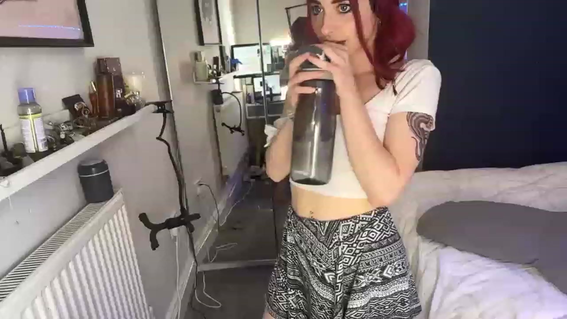 Gallery image thumbnail from LolaBunnybun's myfreecams stream on, 05/27/2023, 02:26 image 10 of 20
