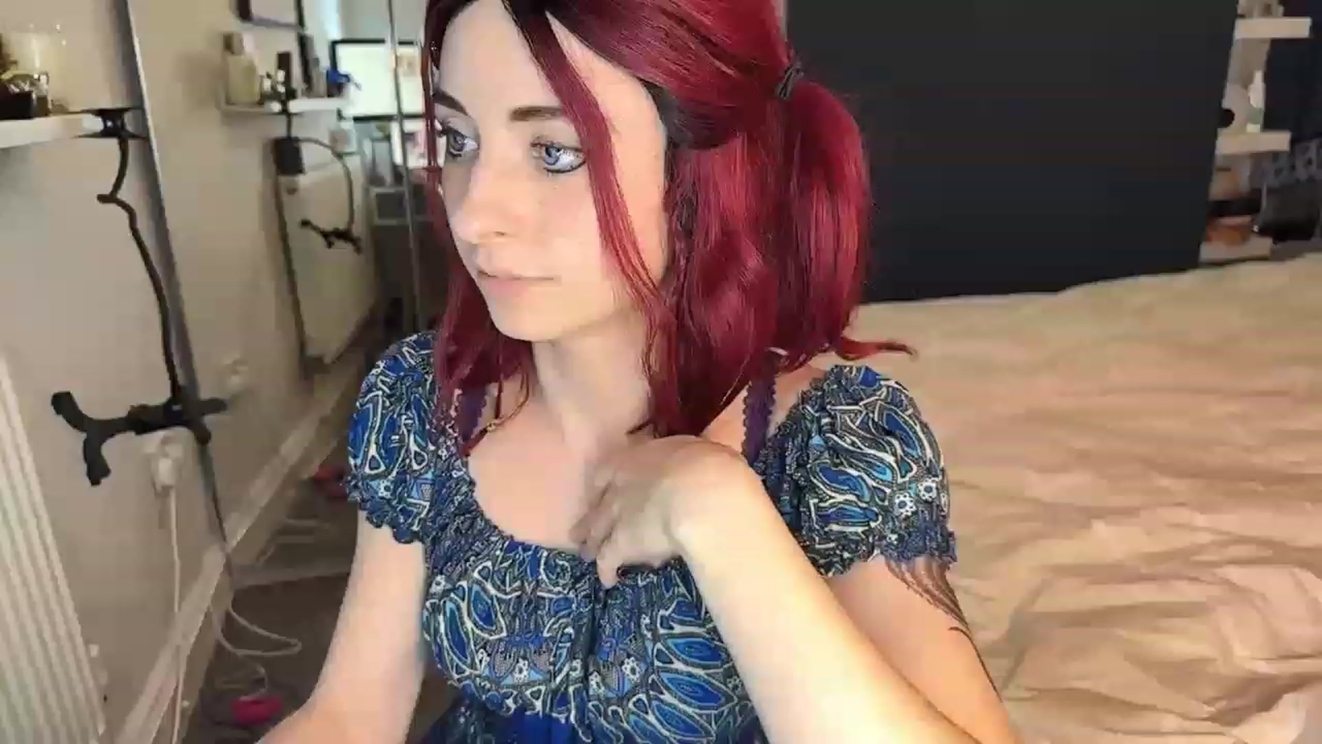 Gallery image thumbnail from LolaBunnybun's myfreecams stream on, 05/27/2023, 22:37 image 7 of 20