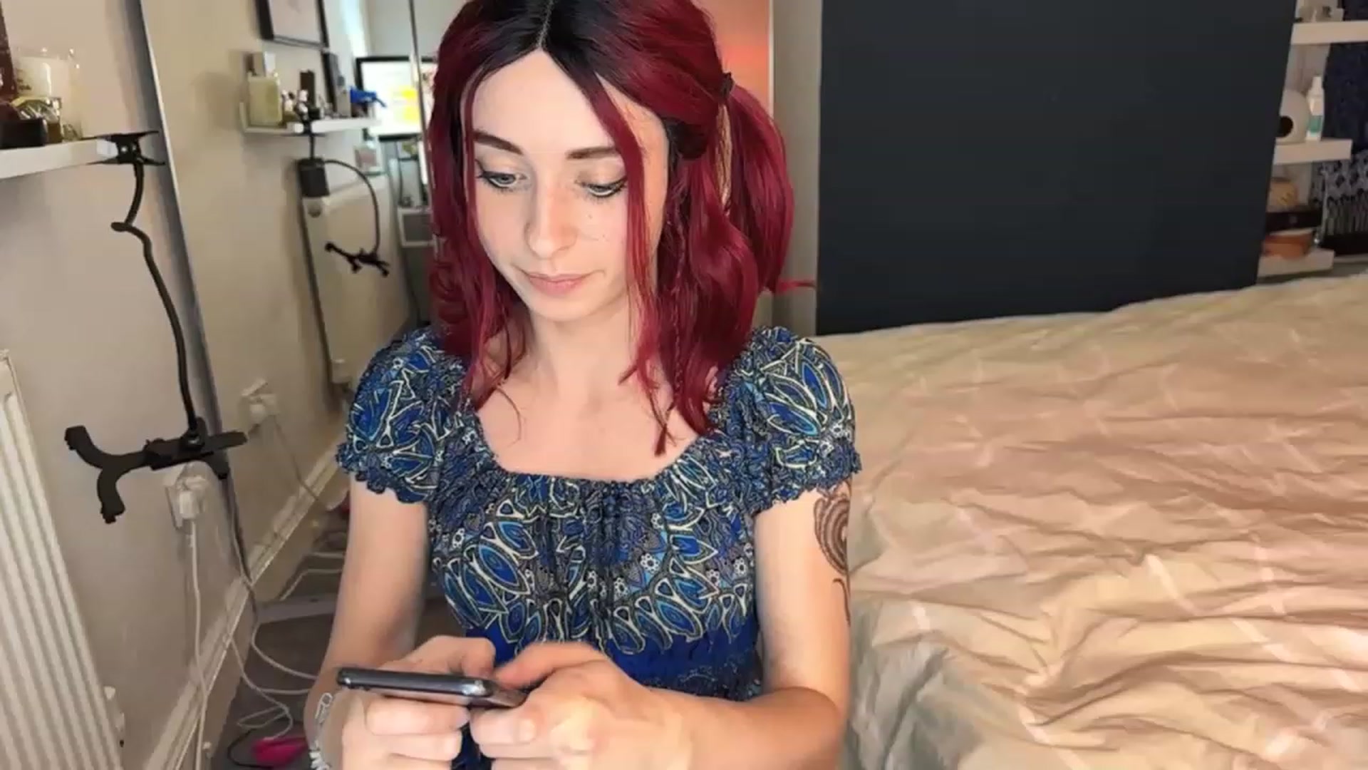 Gallery image thumbnail from LolaBunnybun's myfreecams stream on, 05/27/2023, 22:37 image 3 of 20