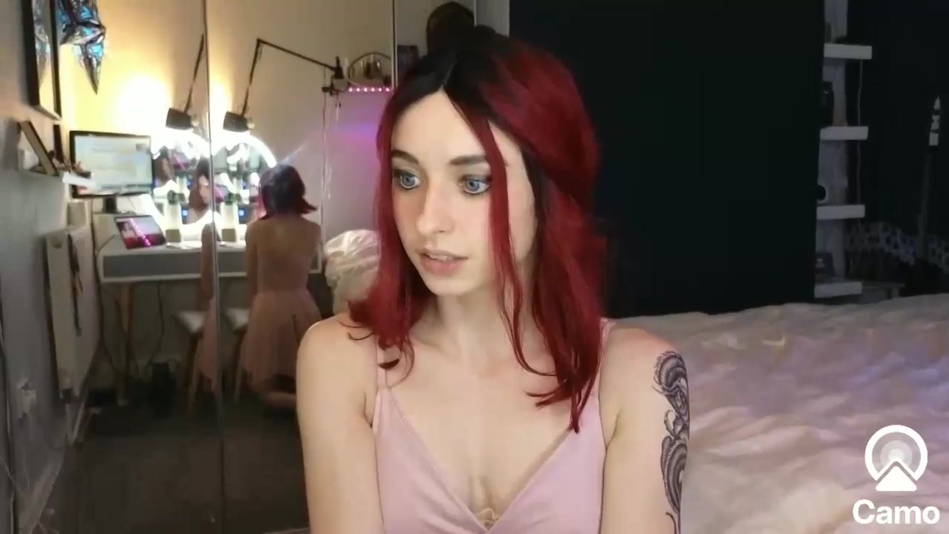 Gallery image thumbnail from LolaBunnybun's myfreecams stream on, 07/07/2023, 22:34 image 14 of 20