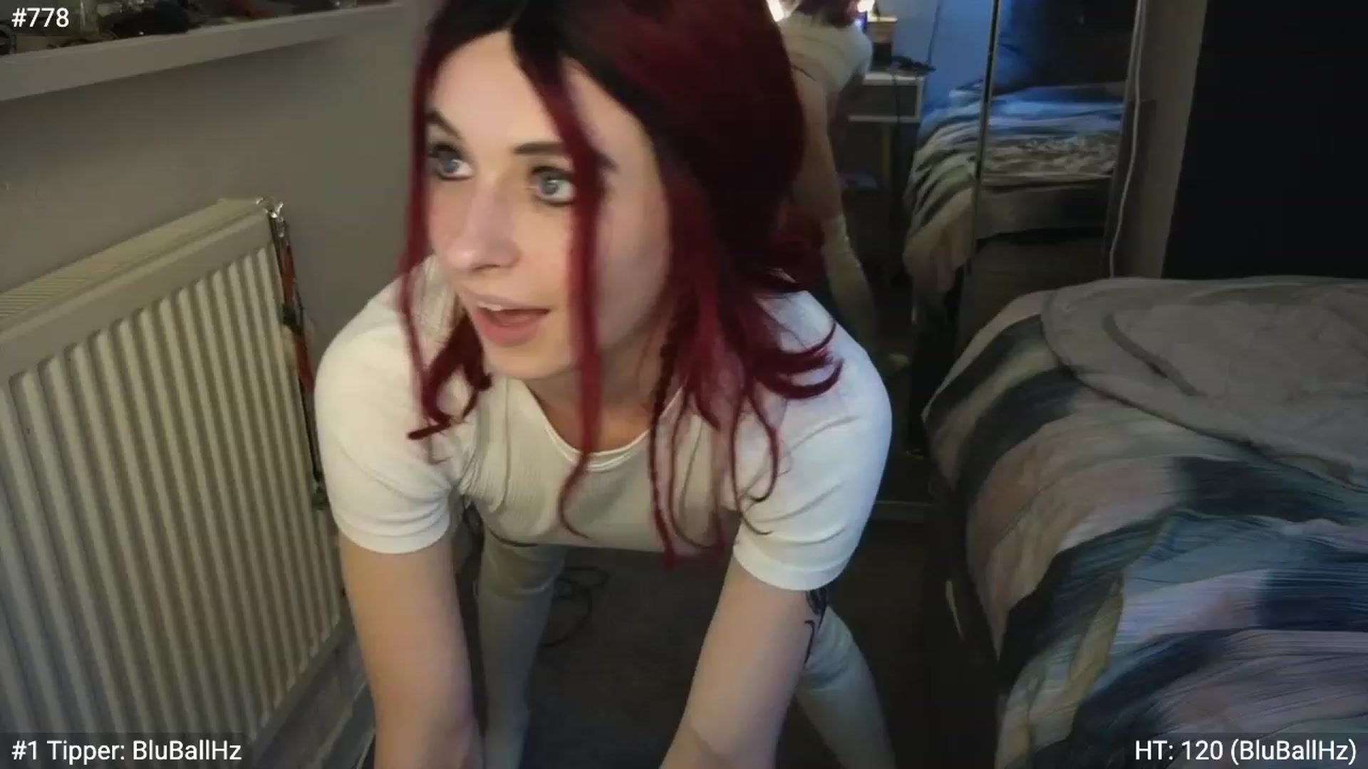 Gallery image thumbnail from LolaBunnybun's myfreecams stream on, 08/01/2023, 24:01 image 13 of 20