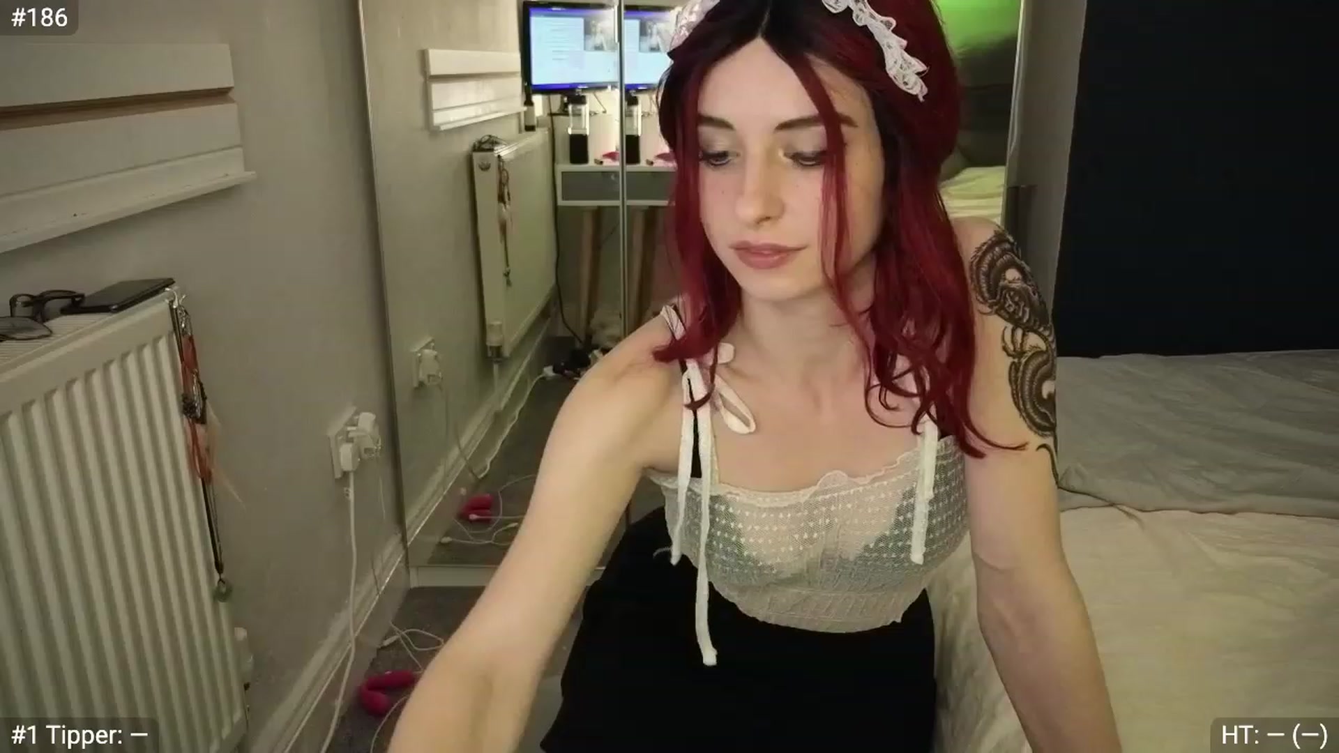 Gallery image thumbnail from LolaBunnybun's myfreecams stream on, 08/12/2023, 22:58 image 3 of 20