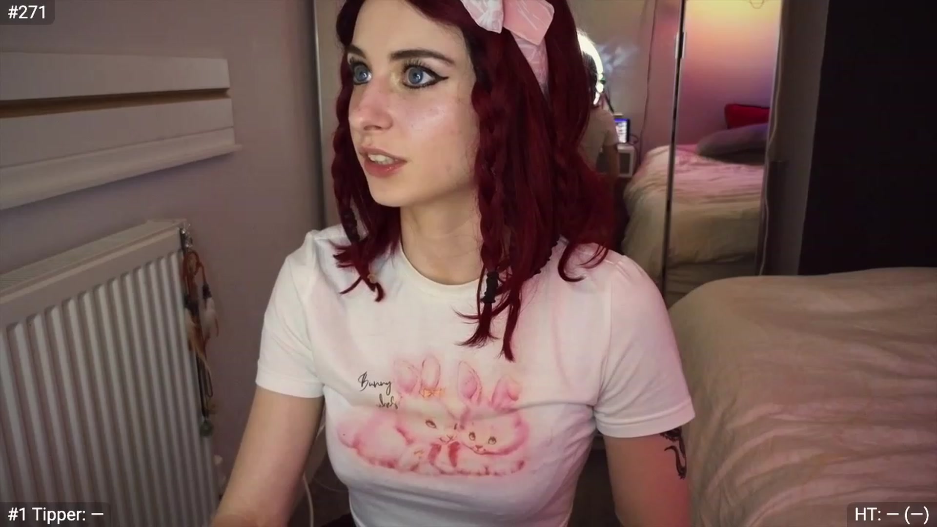 Gallery image thumbnail from LolaBunnybun's myfreecams stream on, 08/25/2023, 22:15 image 1 of 20