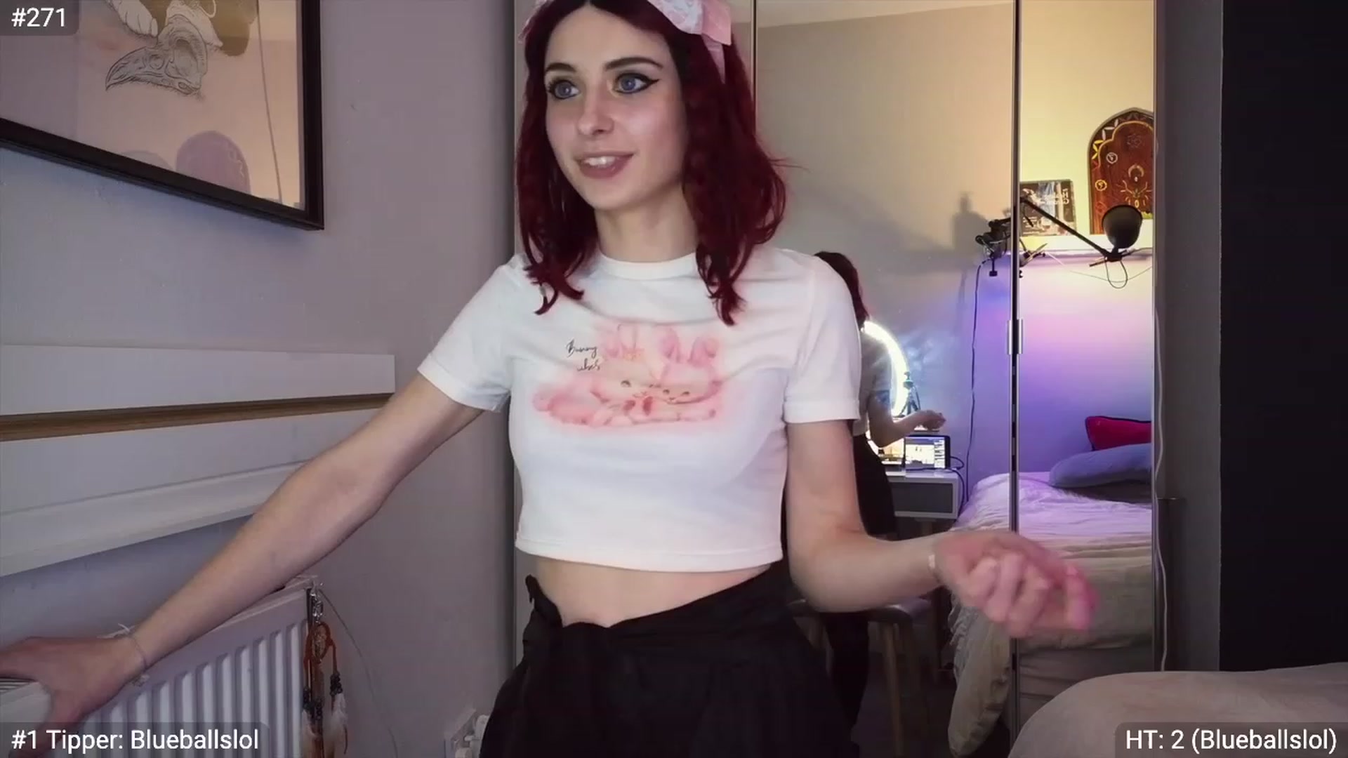 Gallery image thumbnail from LolaBunnybun's myfreecams stream on, 08/25/2023, 22:15 image 12 of 20