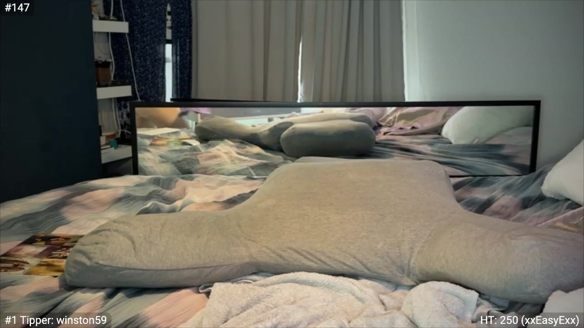 Gallery image thumbnail from LolaBunnybun's myfreecams stream on, 09/08/2023, 09:37 image 7 of 20