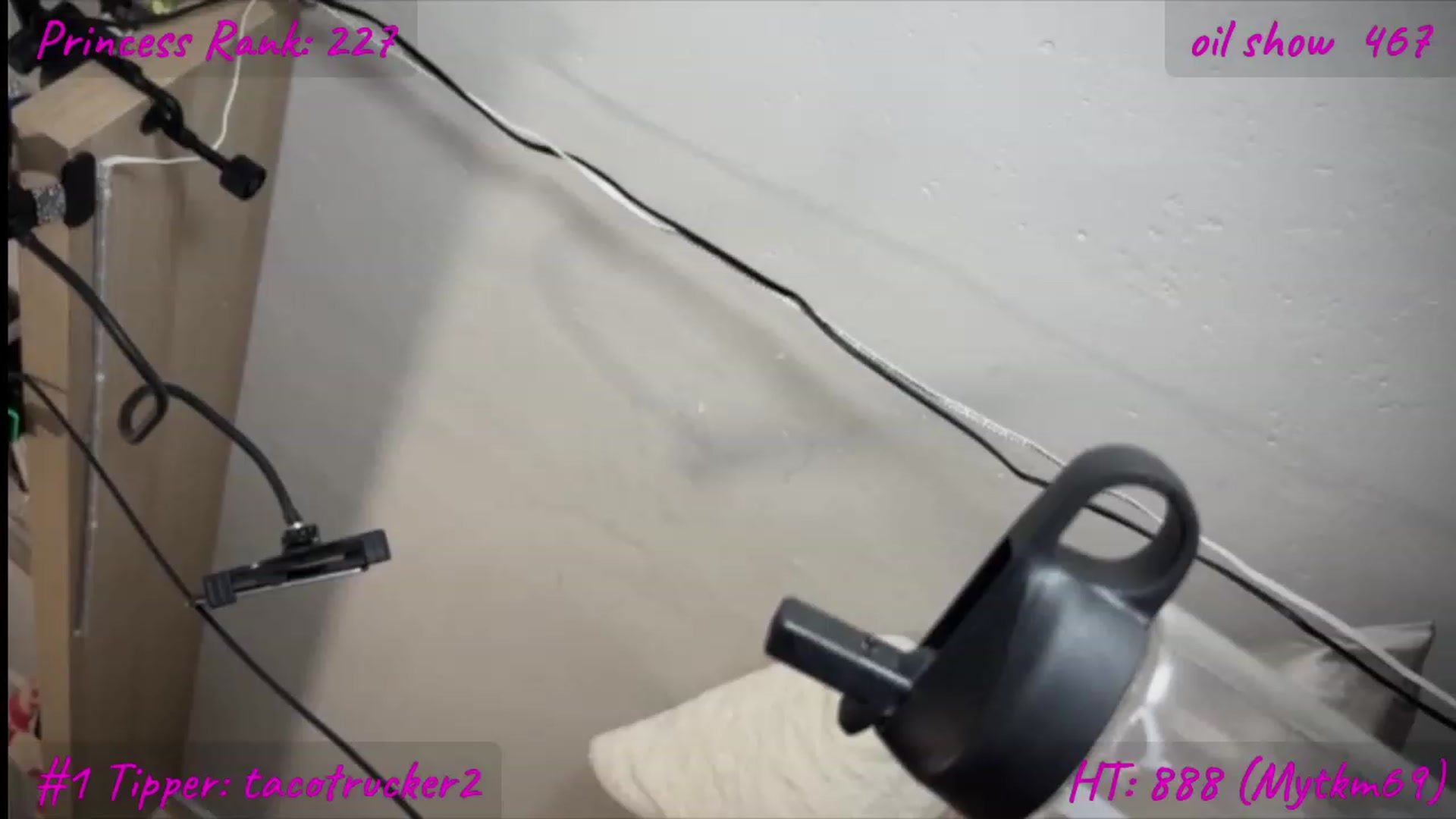 Gallery image thumbnail from LolaBunnybun's myfreecams stream on, 10/21/2023, 08:07 image 2 of 20