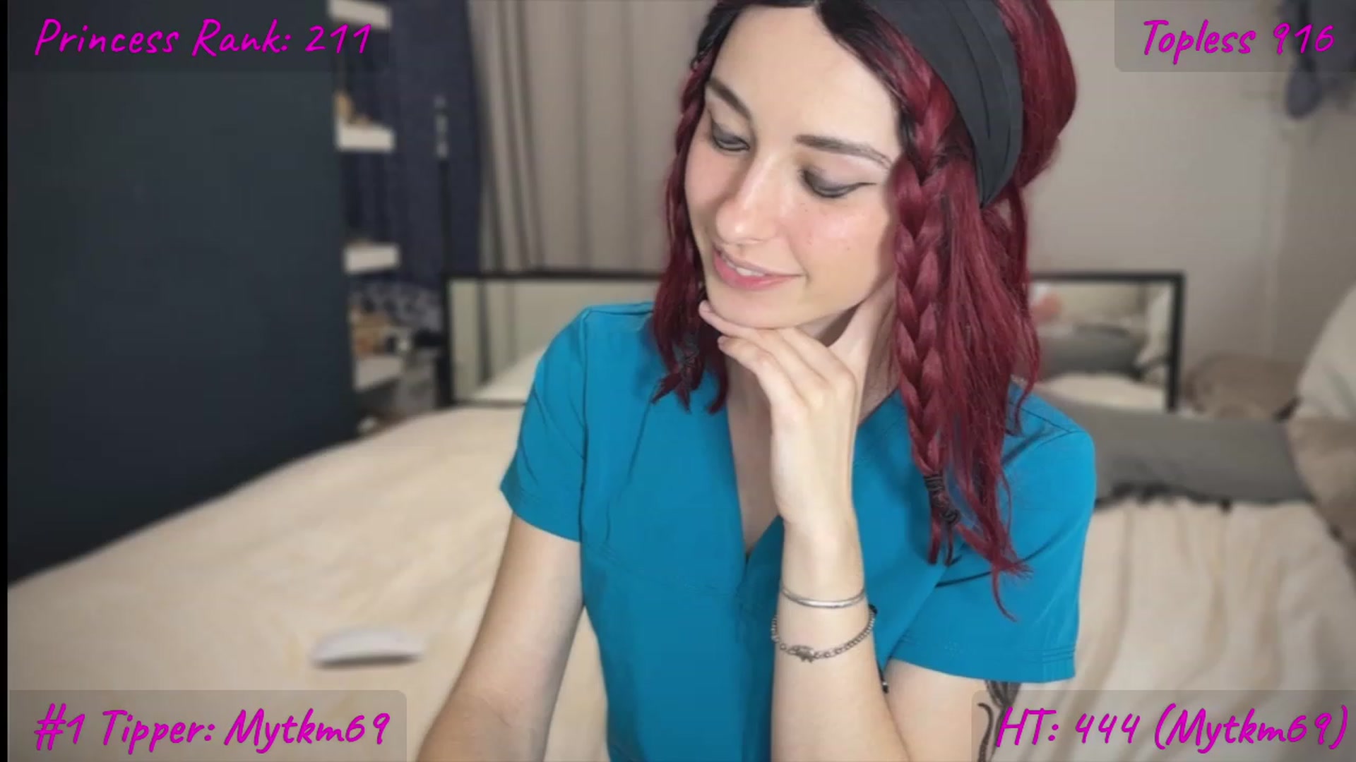 Gallery image thumbnail from LolaBunnybun's myfreecams stream on, 10/27/2023, 07:54 image 3 of 20