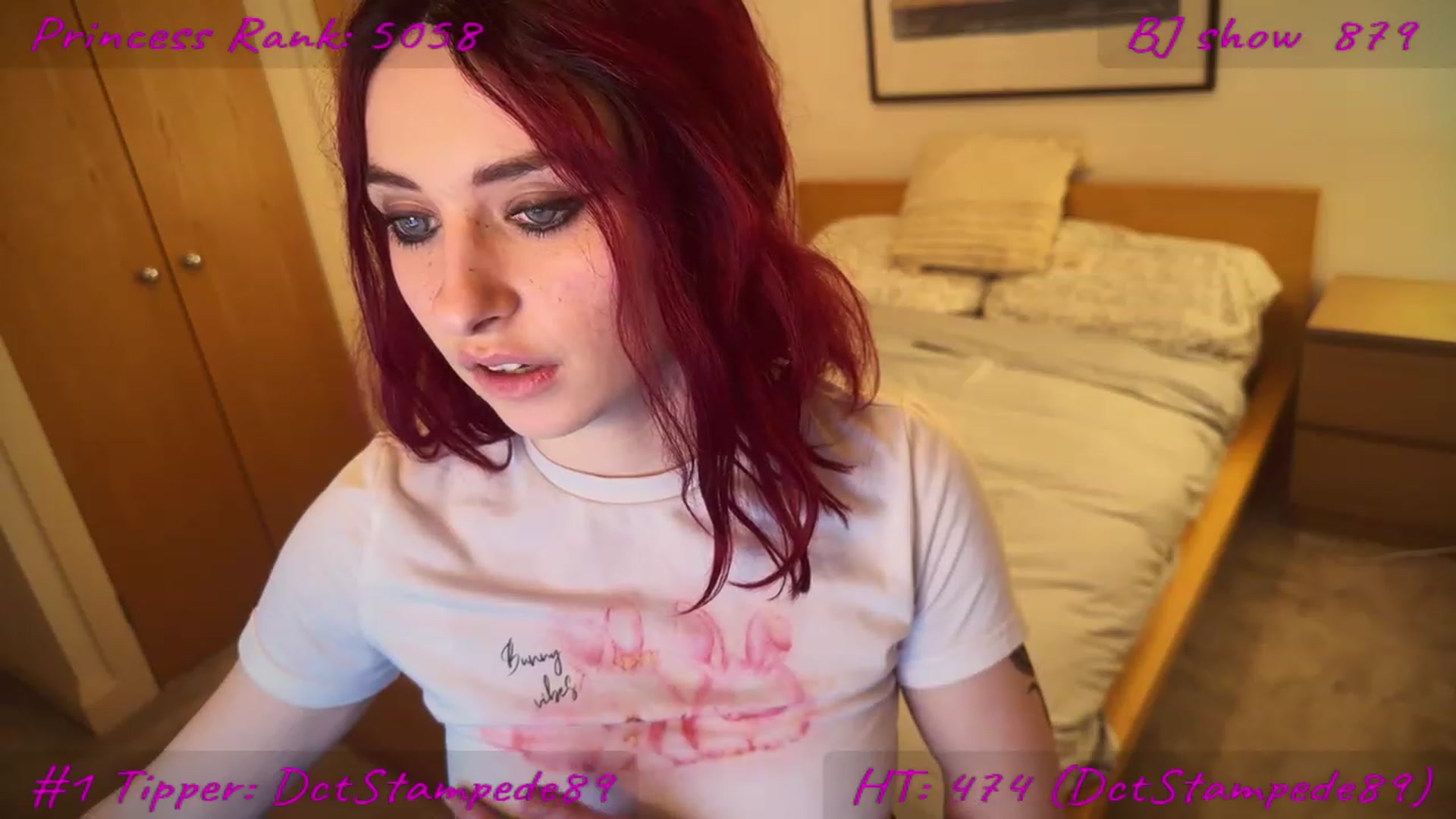 Gallery image thumbnail from LolaBunnybun's myfreecams stream on, 01/07/2024, 03:58 image 14 of 20