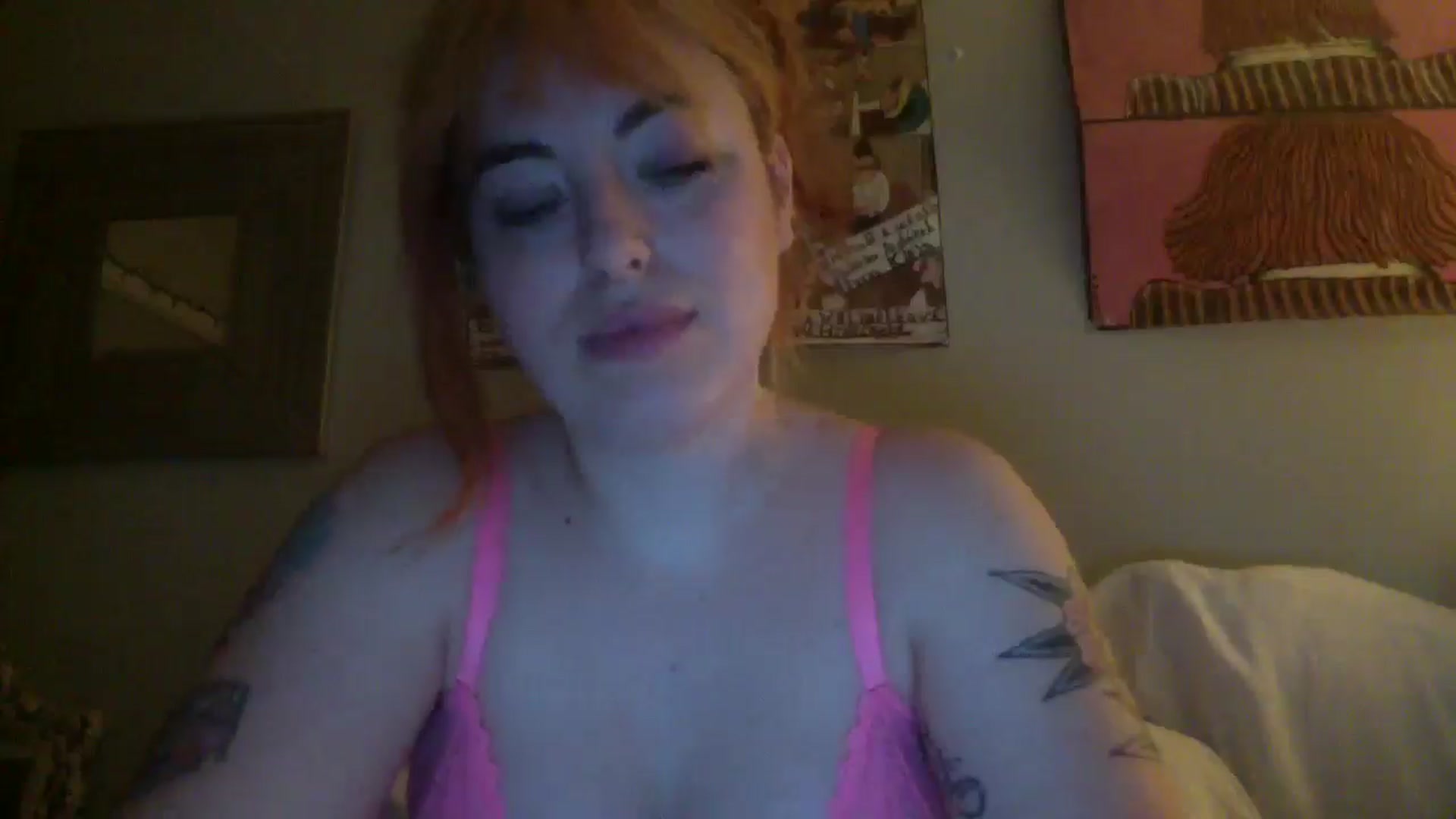 Gallery image thumbnail from LolaManilow's myfreecams stream on, 12/24/2024, 08:49 image 10 of 20