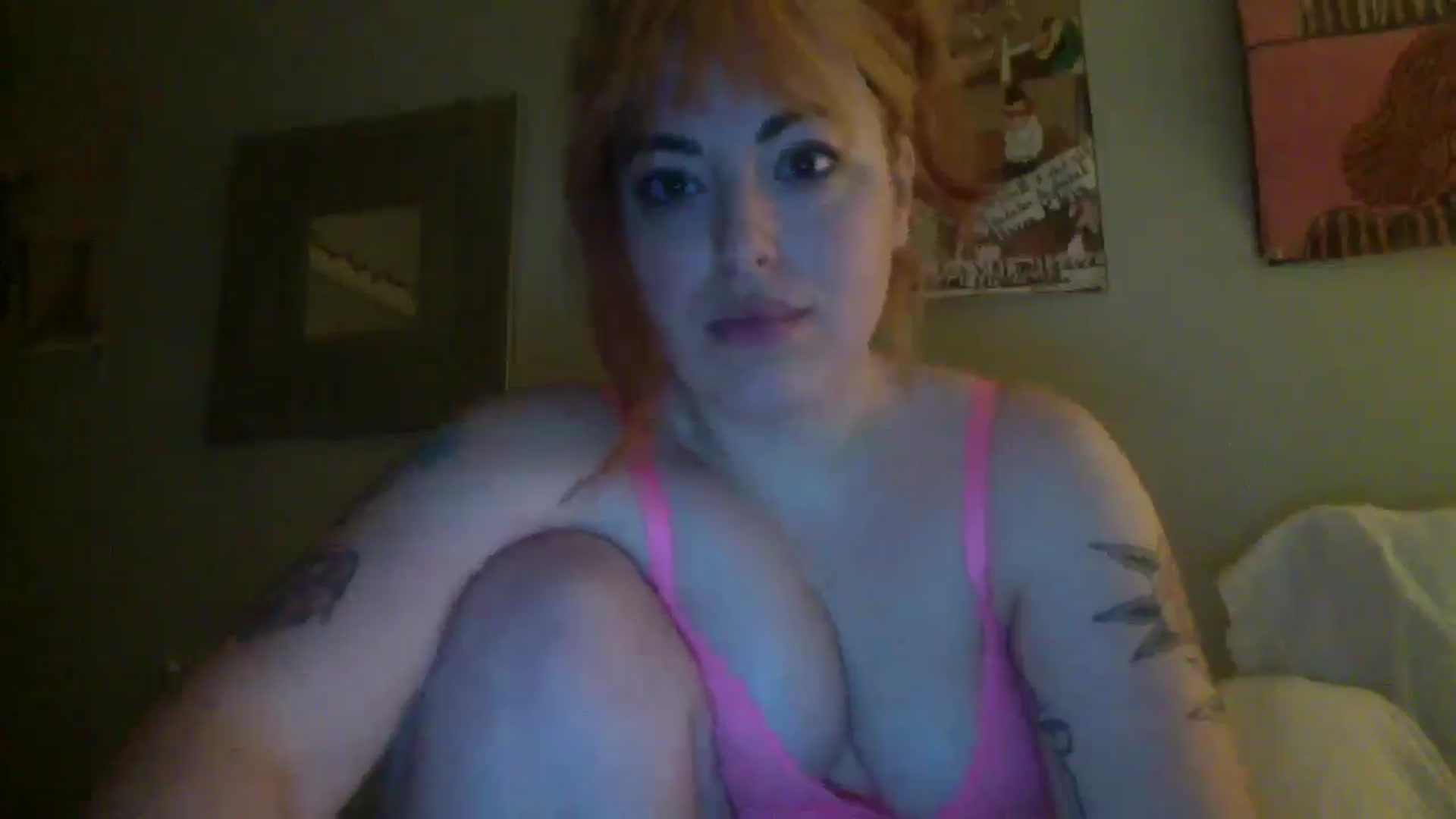 Gallery image thumbnail from LolaManilow's myfreecams stream on, 12/24/2024, 08:49 image 17 of 20