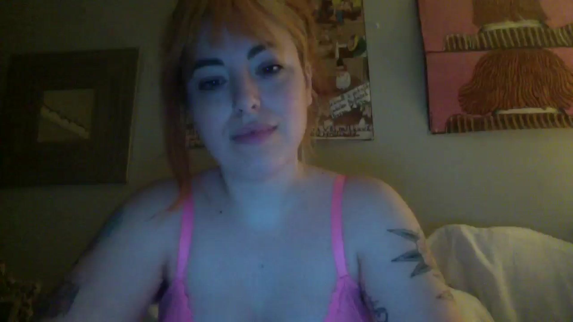 Gallery image thumbnail from LolaManilow's myfreecams stream on, 12/24/2024, 08:49 image 8 of 20