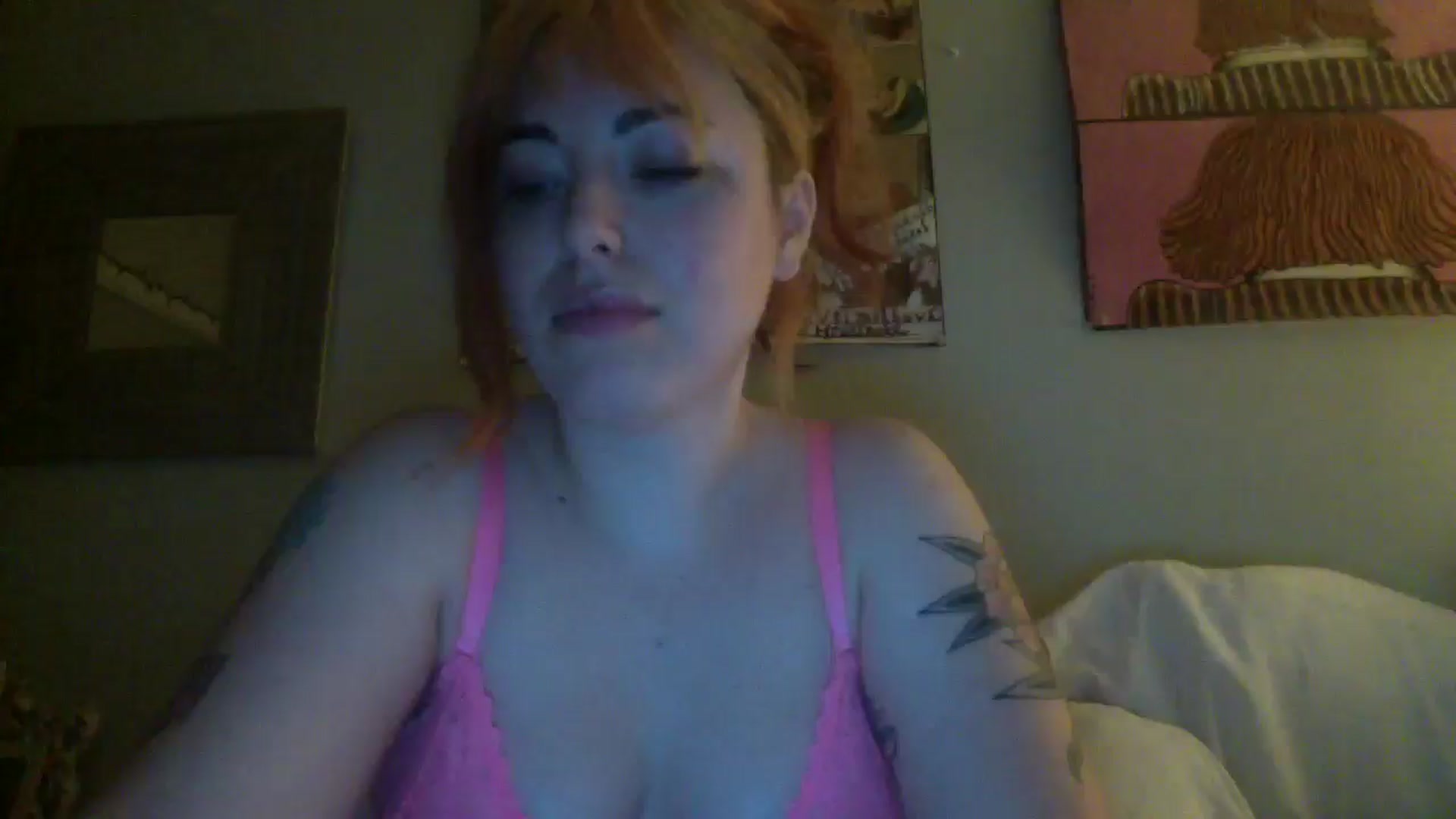 Gallery image thumbnail from LolaManilow's myfreecams stream on, 12/24/2024, 08:49 image 12 of 20