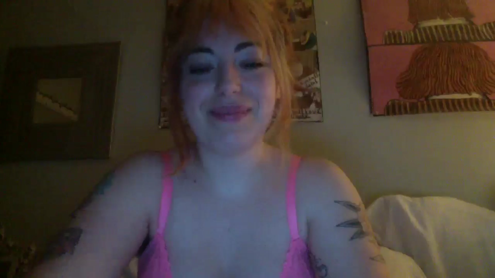 Gallery image thumbnail from LolaManilow's myfreecams stream on, 12/24/2024, 08:49 image 6 of 20