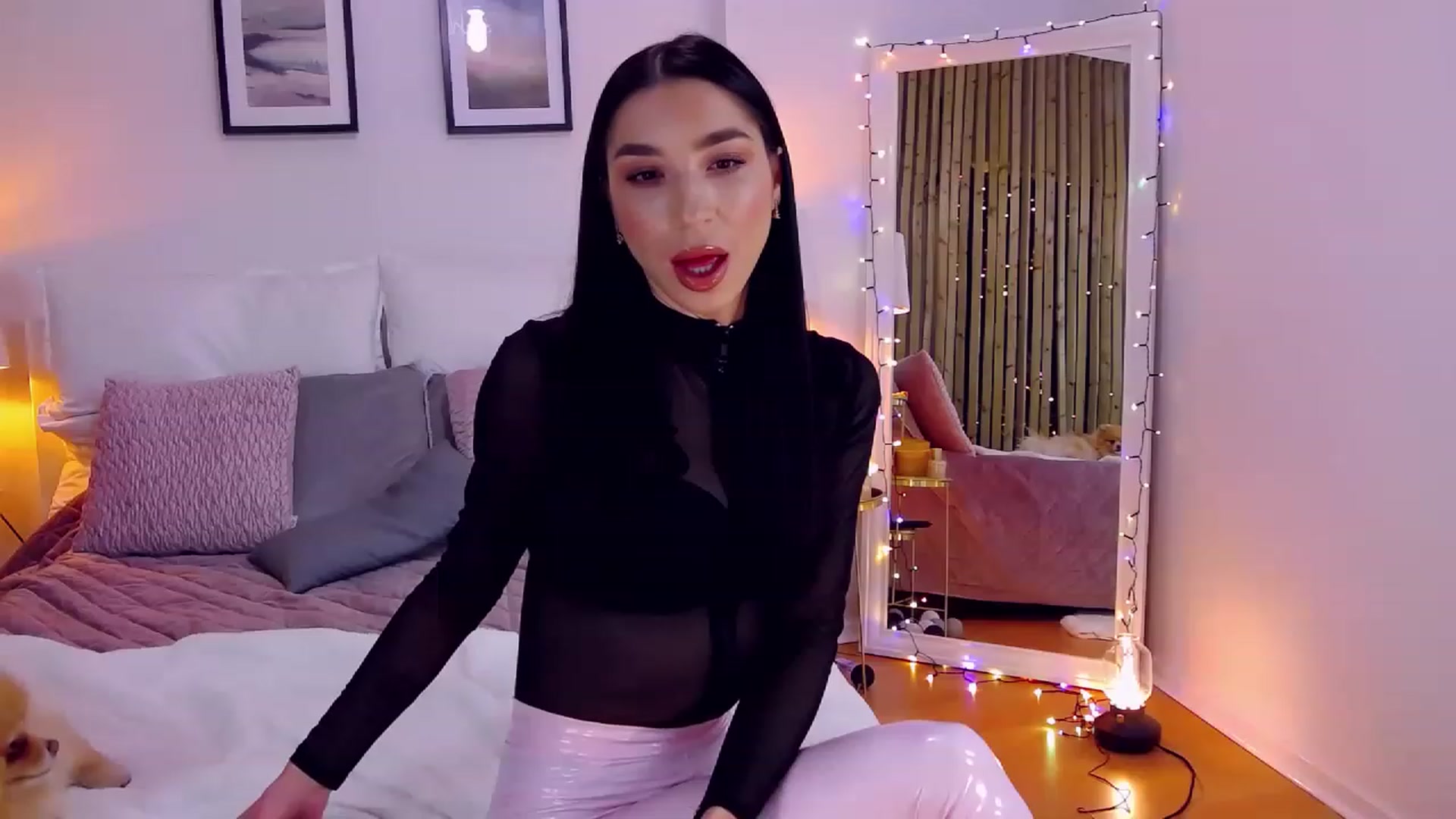 Gallery image thumbnail from LolaNiceAss1's myfreecams stream on, 12/27/2022, 20:01 image 3 of 20