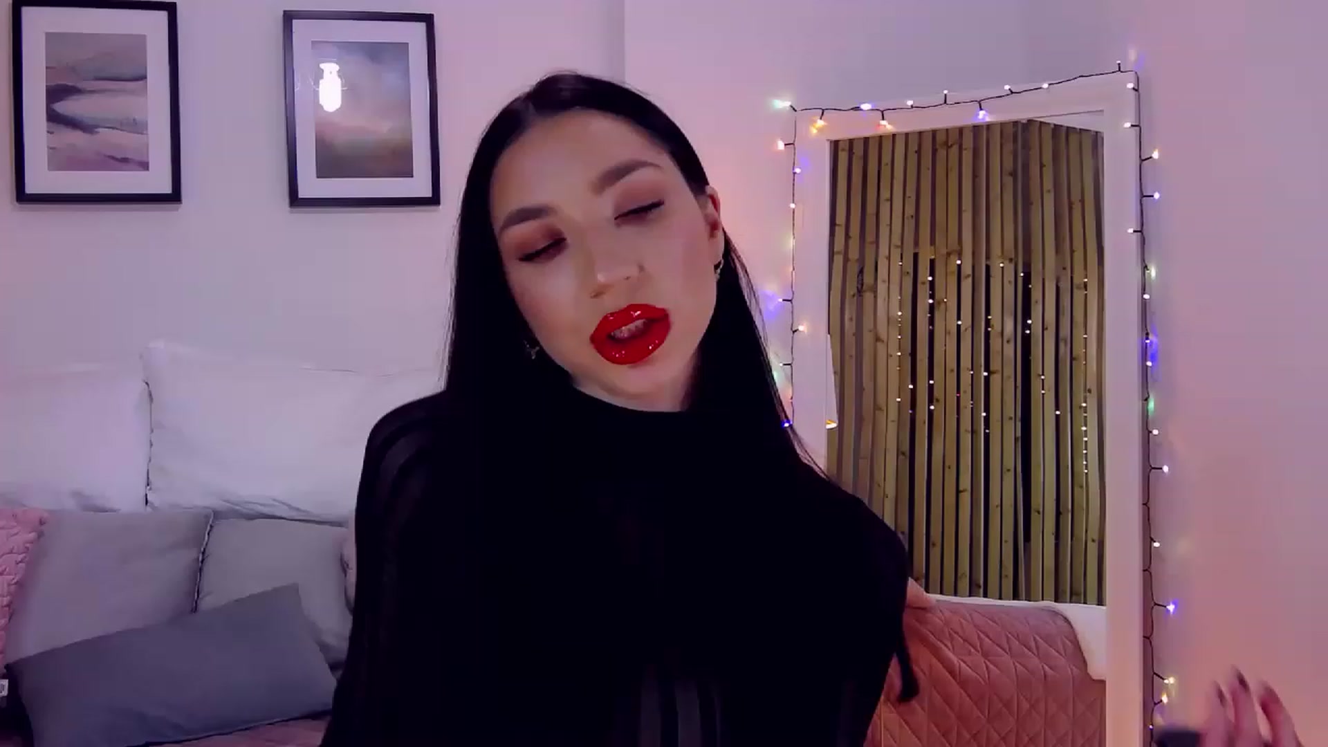 Gallery image thumbnail from LolaNiceAss1's myfreecams stream on, 01/13/2023, 19:41 image 11 of 20