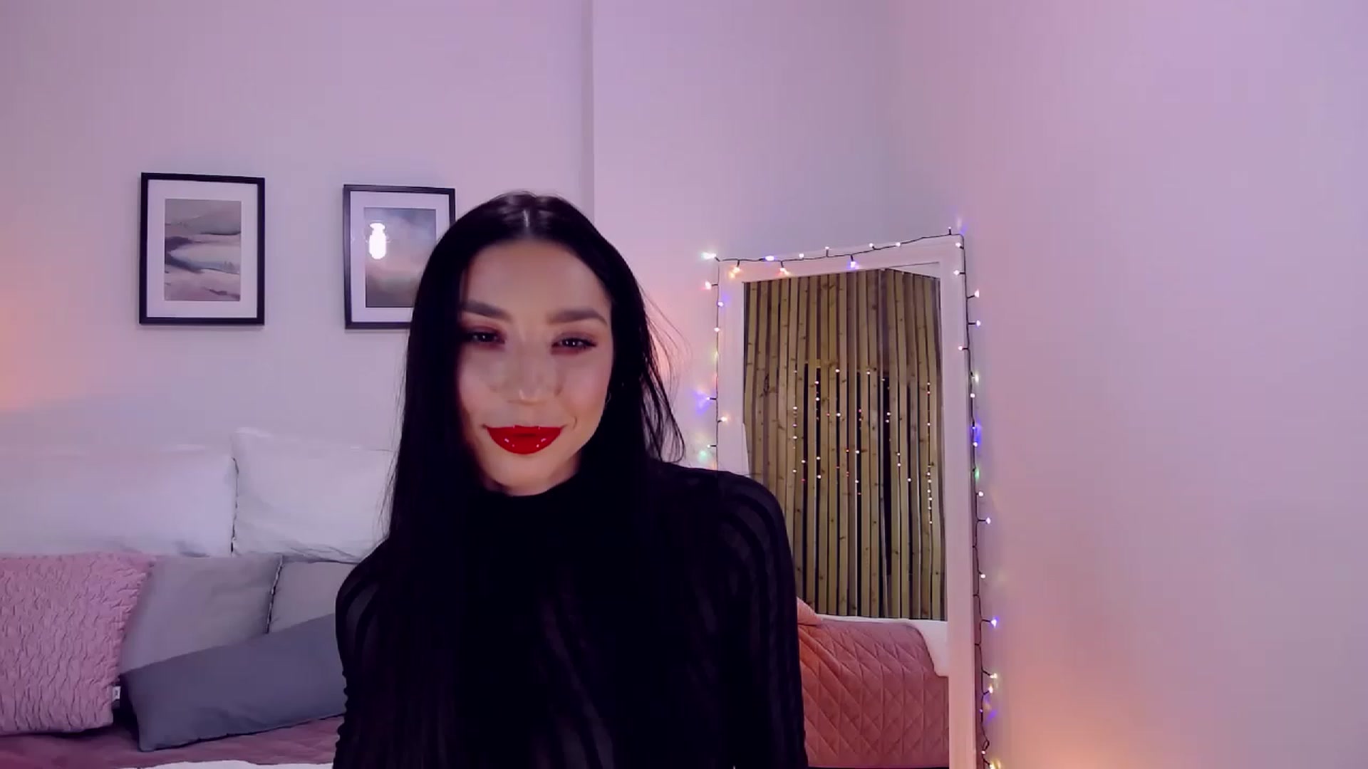 Gallery image thumbnail from LolaNiceAss1's myfreecams stream on, 01/13/2023, 19:41 image 10 of 20
