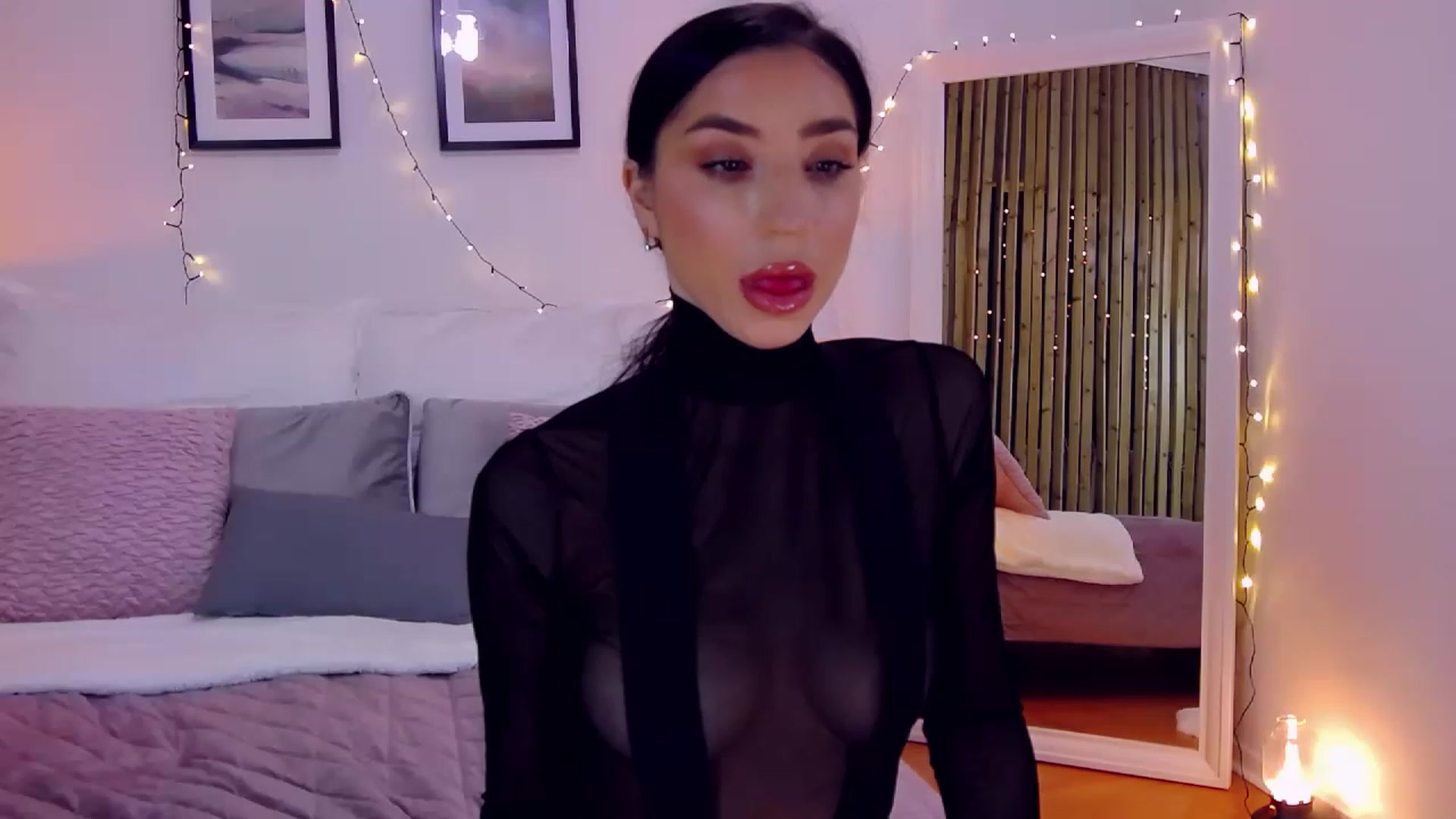 Gallery image thumbnail from LolaNiceAss1's myfreecams stream on, 01/29/2023, 17:38 image 15 of 20